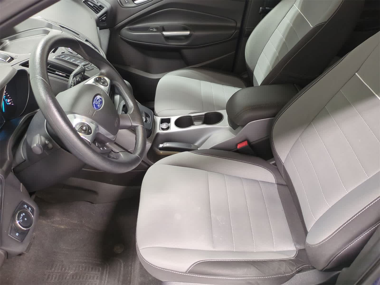 Thumbnail: 2015 Ford Escape - 17