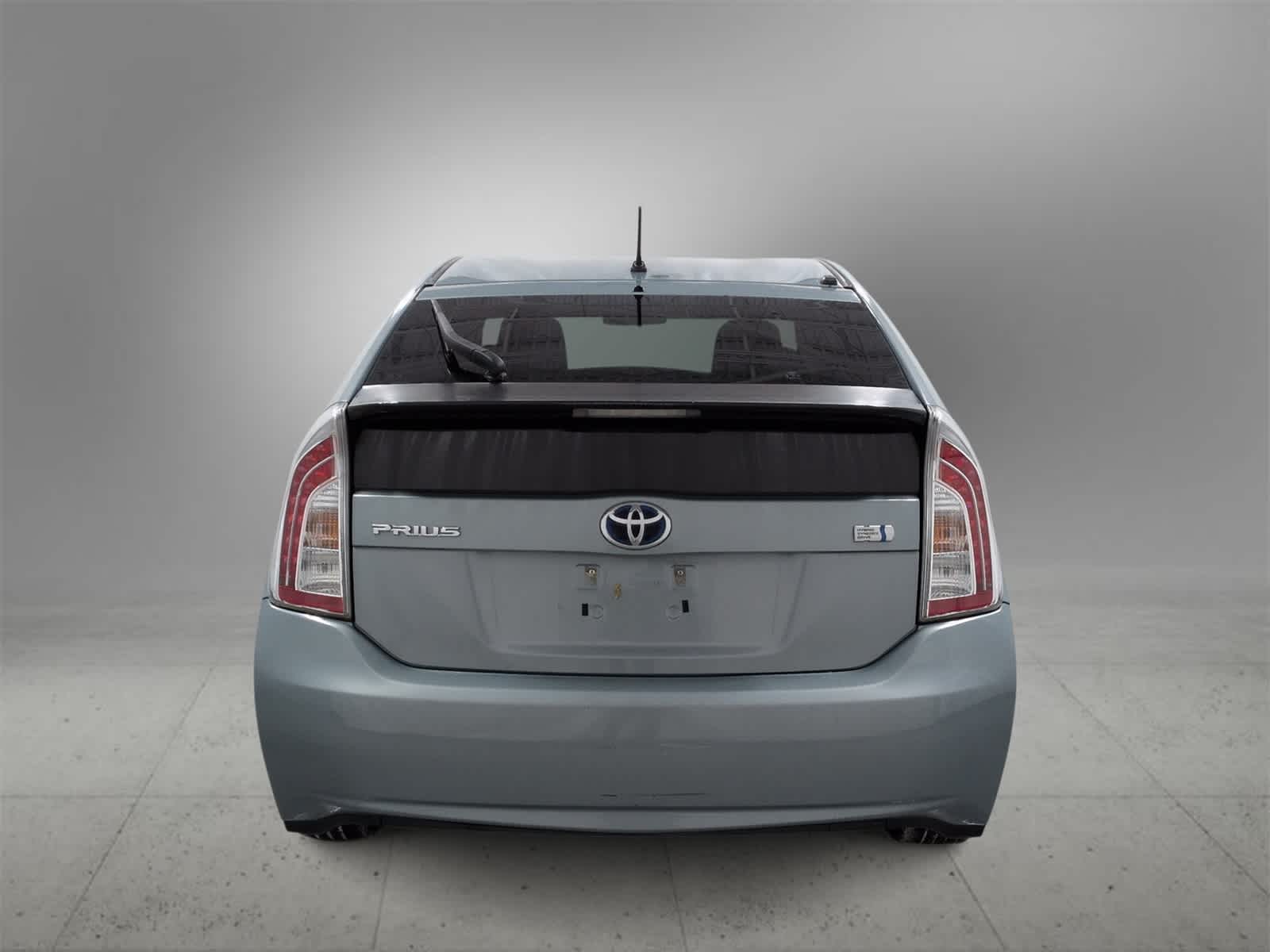 Thumbnail: 2013 Toyota Prius - 7