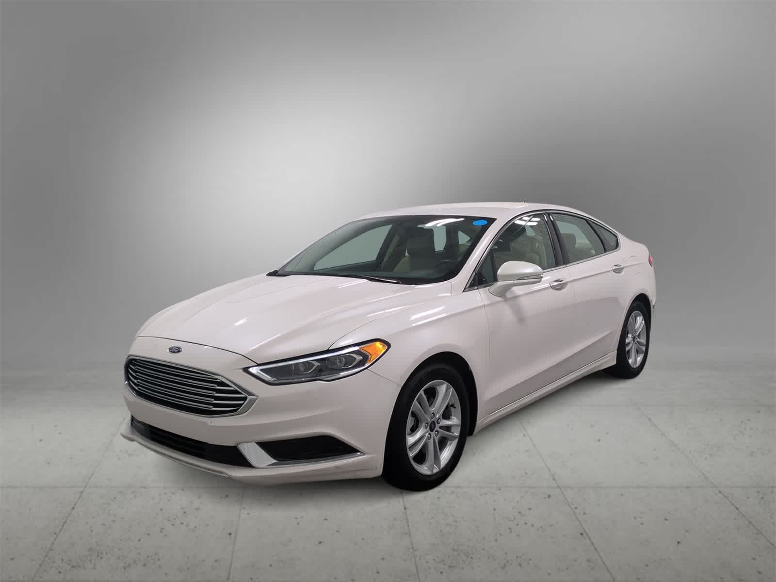 Thumbnail: 2018 Ford Fusion - 4