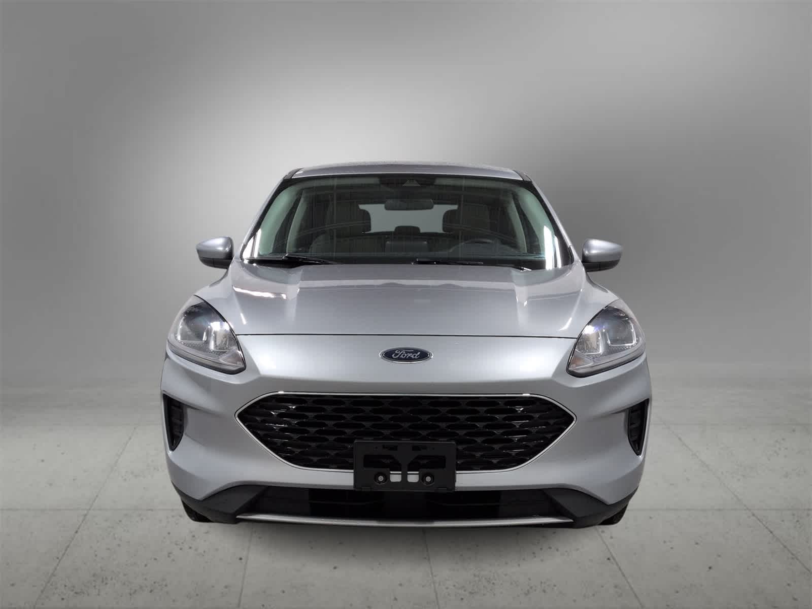 Thumbnail: 2021 Ford Escape - 3