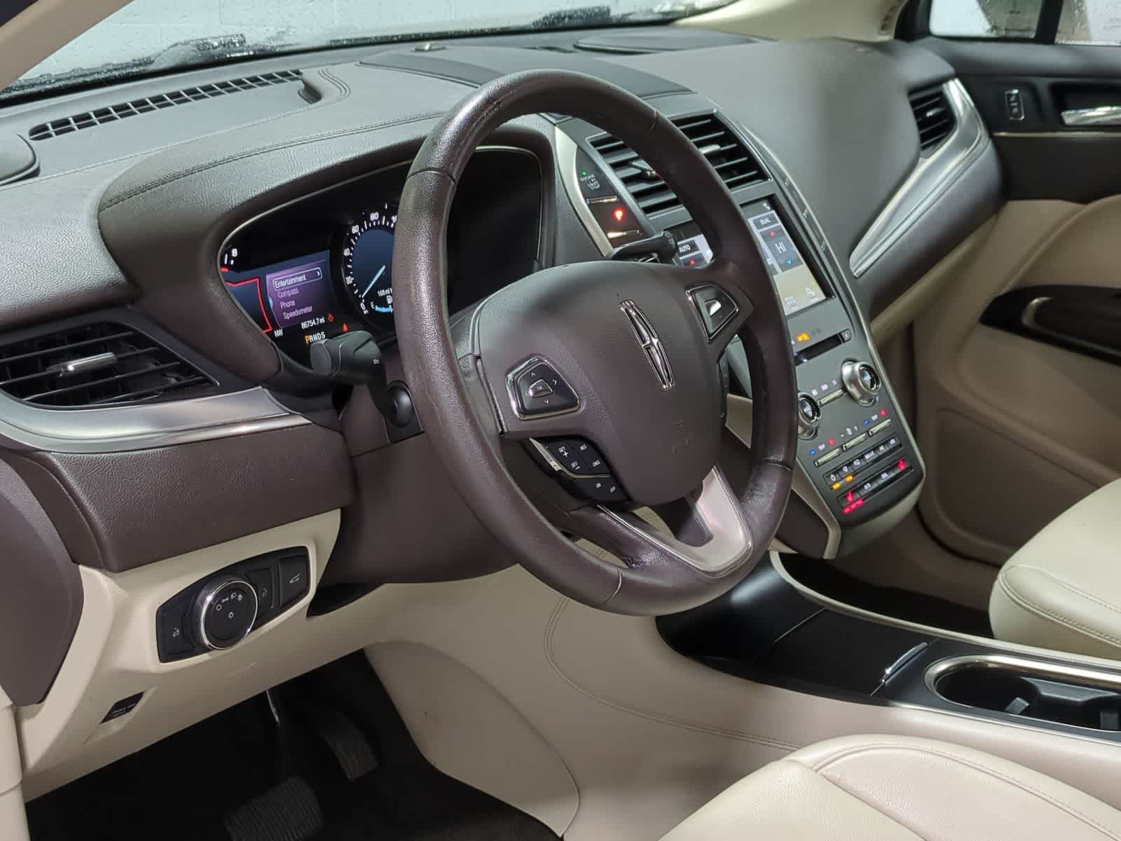 Thumbnail: 2018 Lincoln MKC - 10