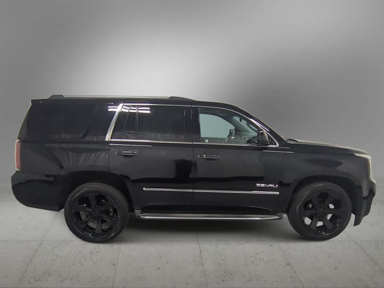 Thumbnail: 2015 GMC Yukon - 9