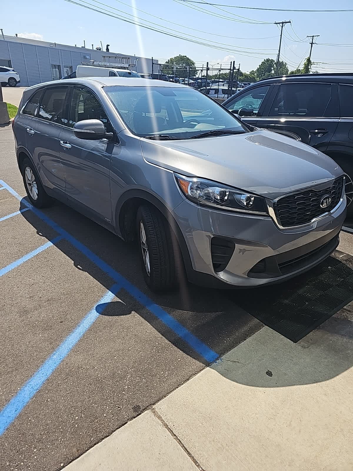 Thumbnail: 2020 Kia Sorento - 1