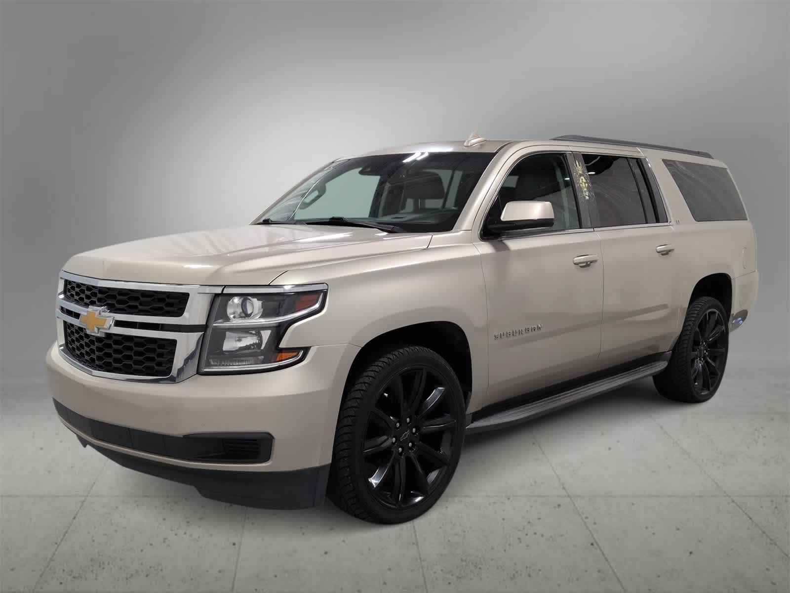 Thumbnail: 2015 Chevrolet Suburban - 4