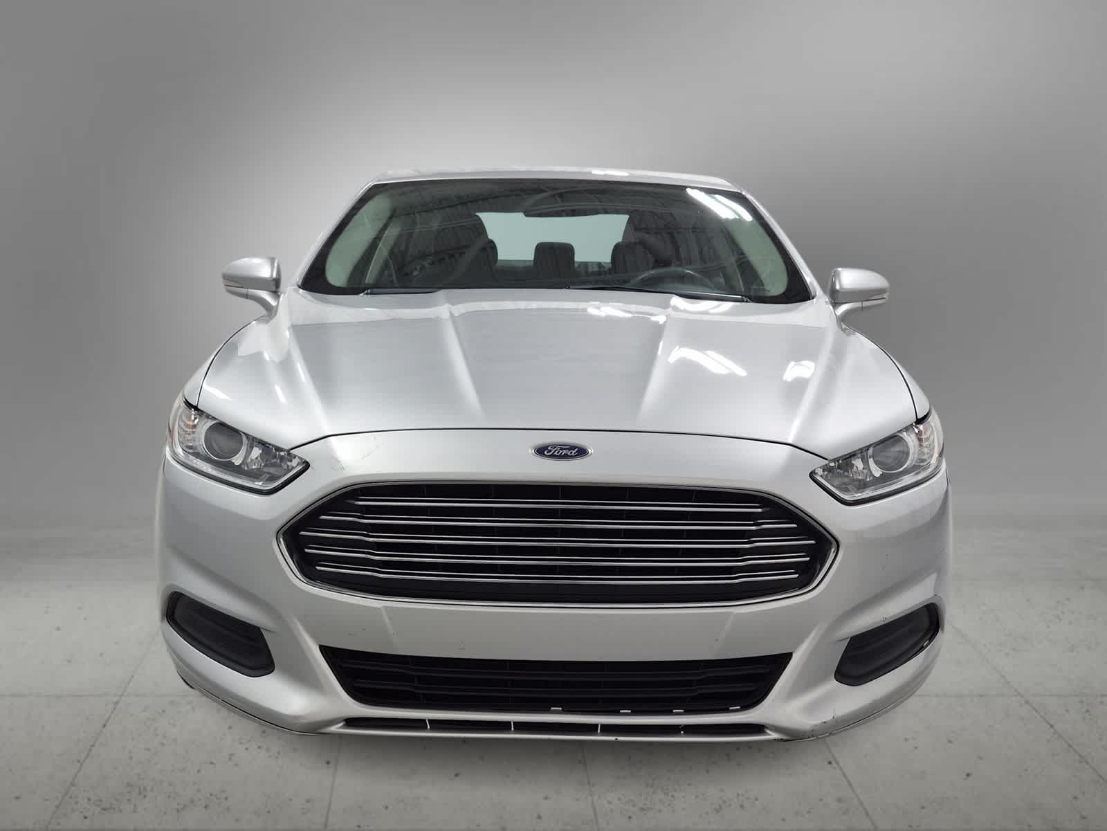 Thumbnail: 2016 Ford Fusion - 3