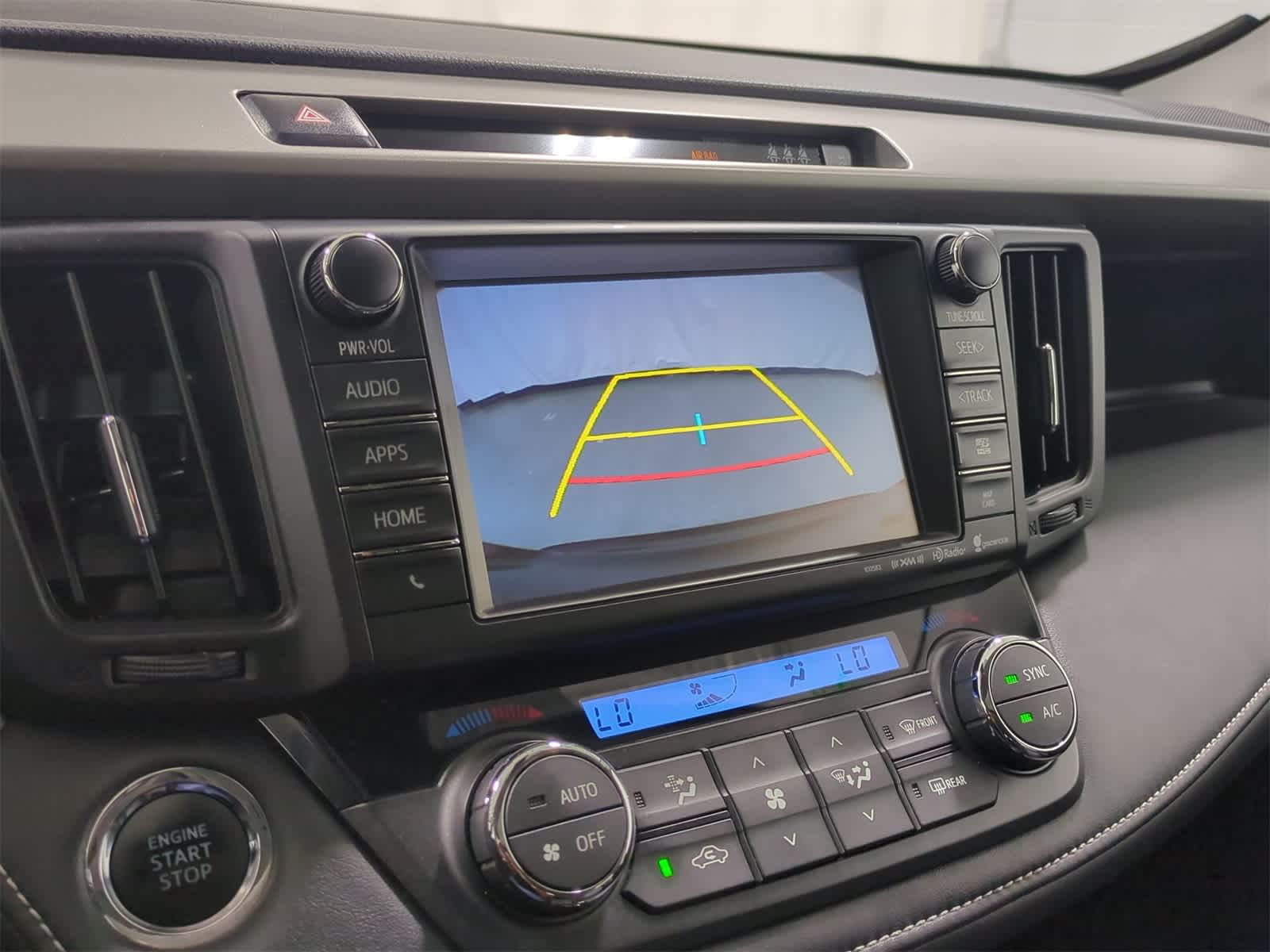 Thumbnail: 2017 Toyota RAV4 - 31