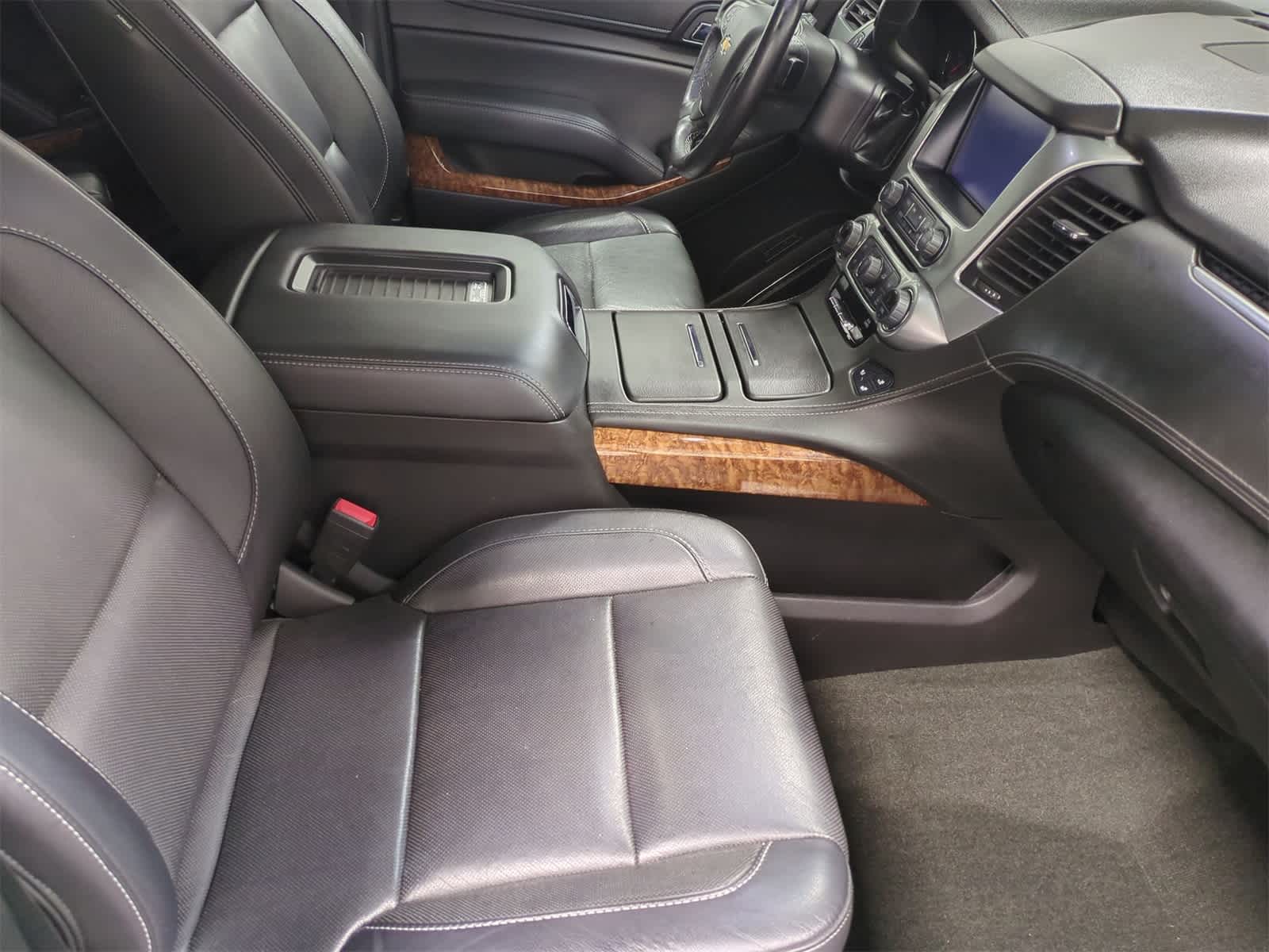 Thumbnail: 2018 Chevrolet Tahoe - 24