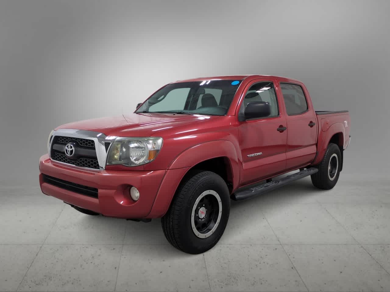 Thumbnail: 2011 Toyota Tacoma - 4