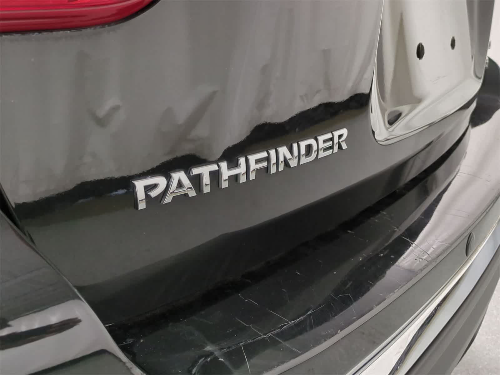 Thumbnail: 2017 Nissan Pathfinder - 13