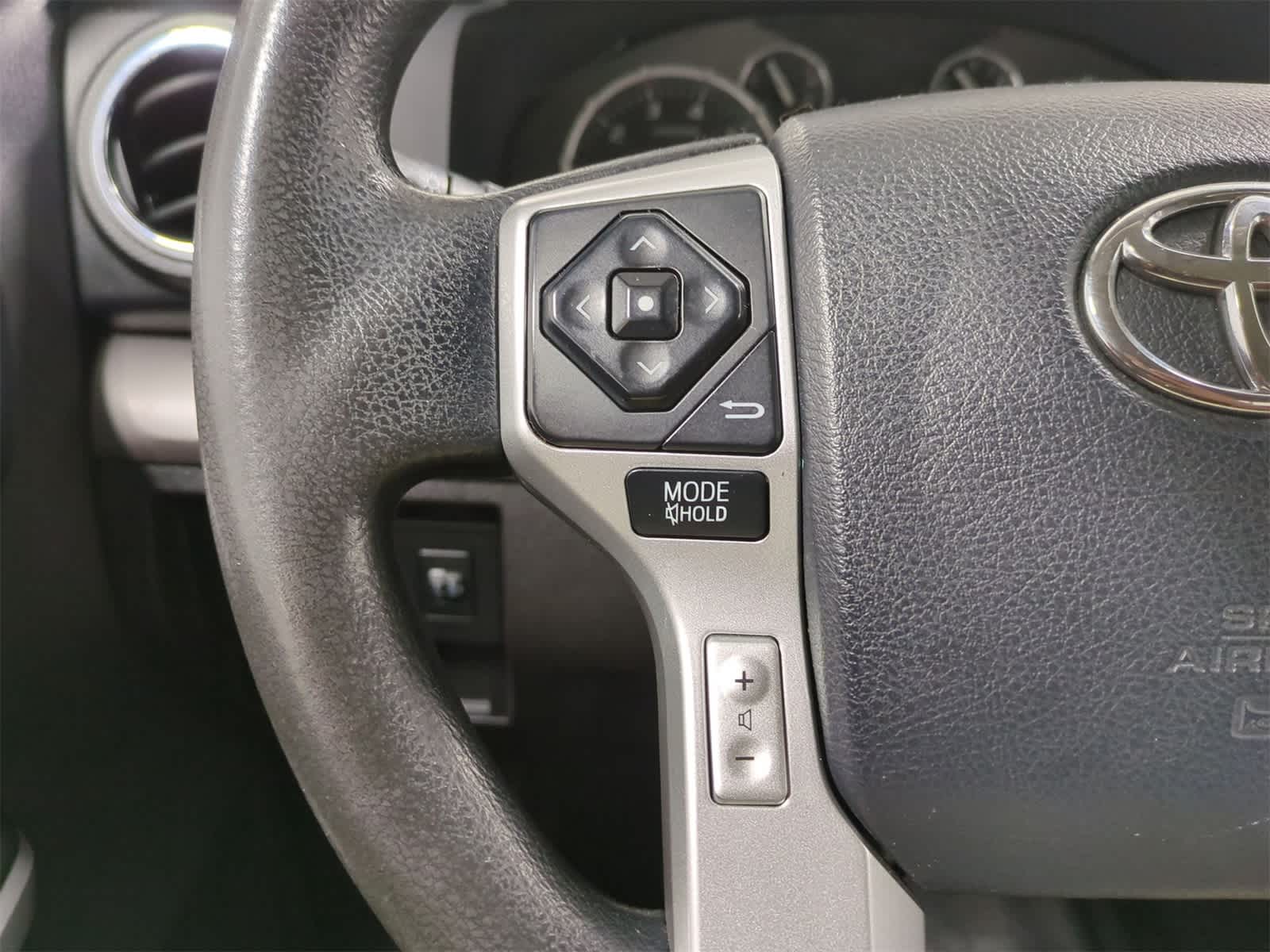 2016 Toyota Tundra SR5 24