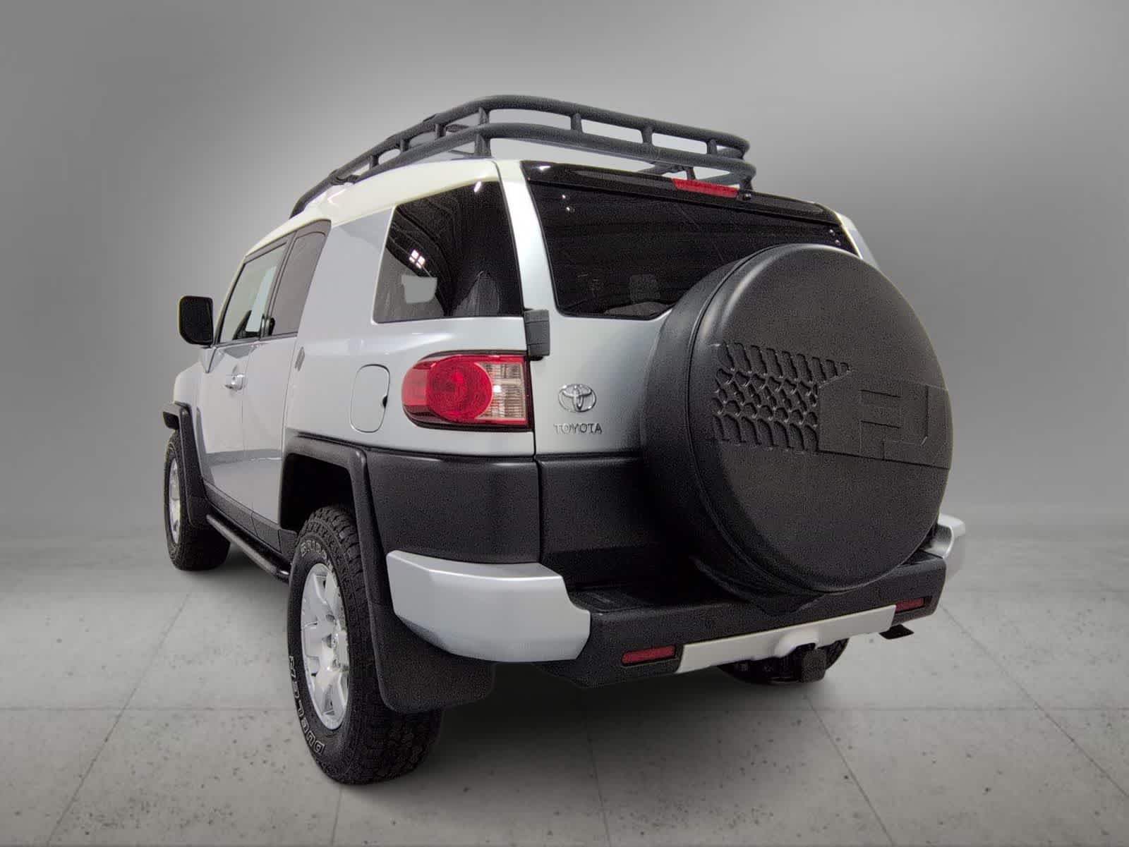 Thumbnail: 2008 Toyota FJ Cruiser - 6
