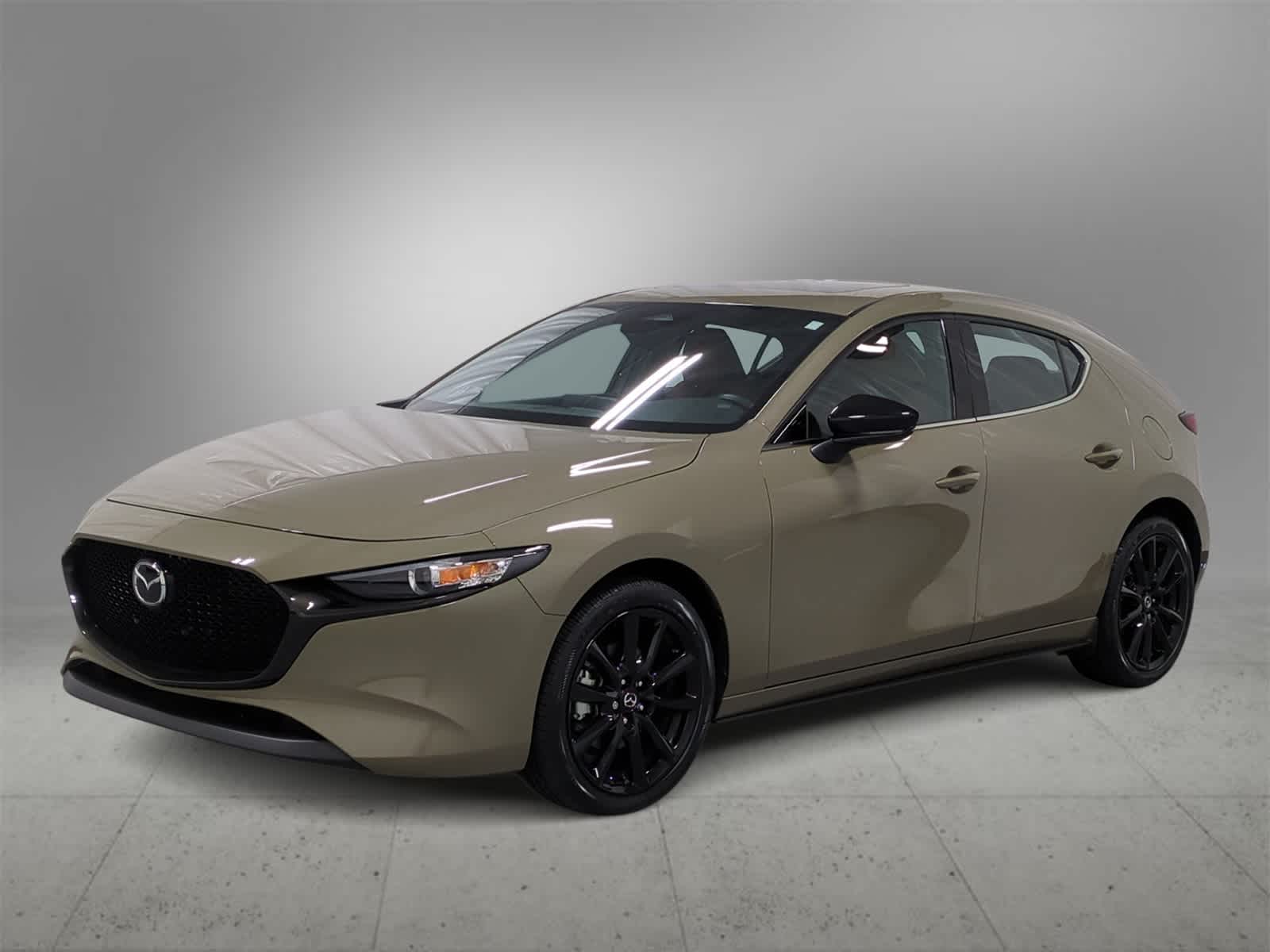 2024 Mazda Mazda3 Hatchback 2.5 Carbon Turbo photo 4