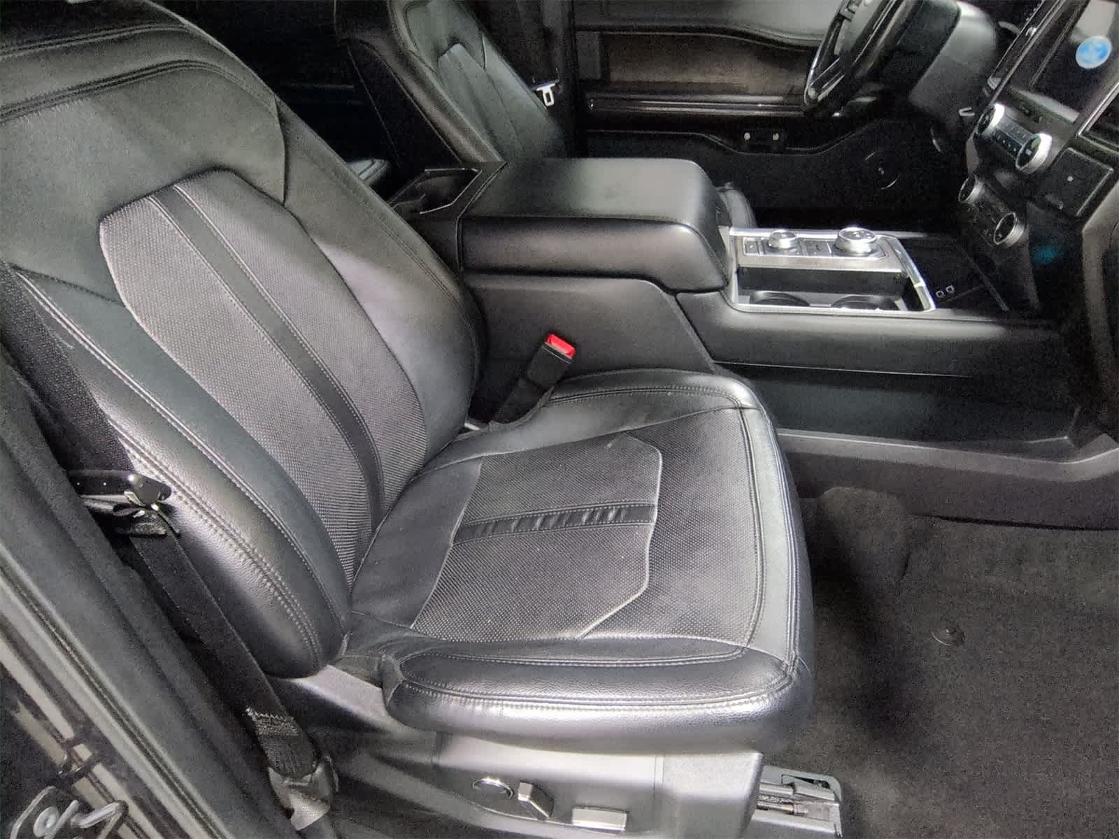 Thumbnail: 2019 Ford Expedition MAX - 22