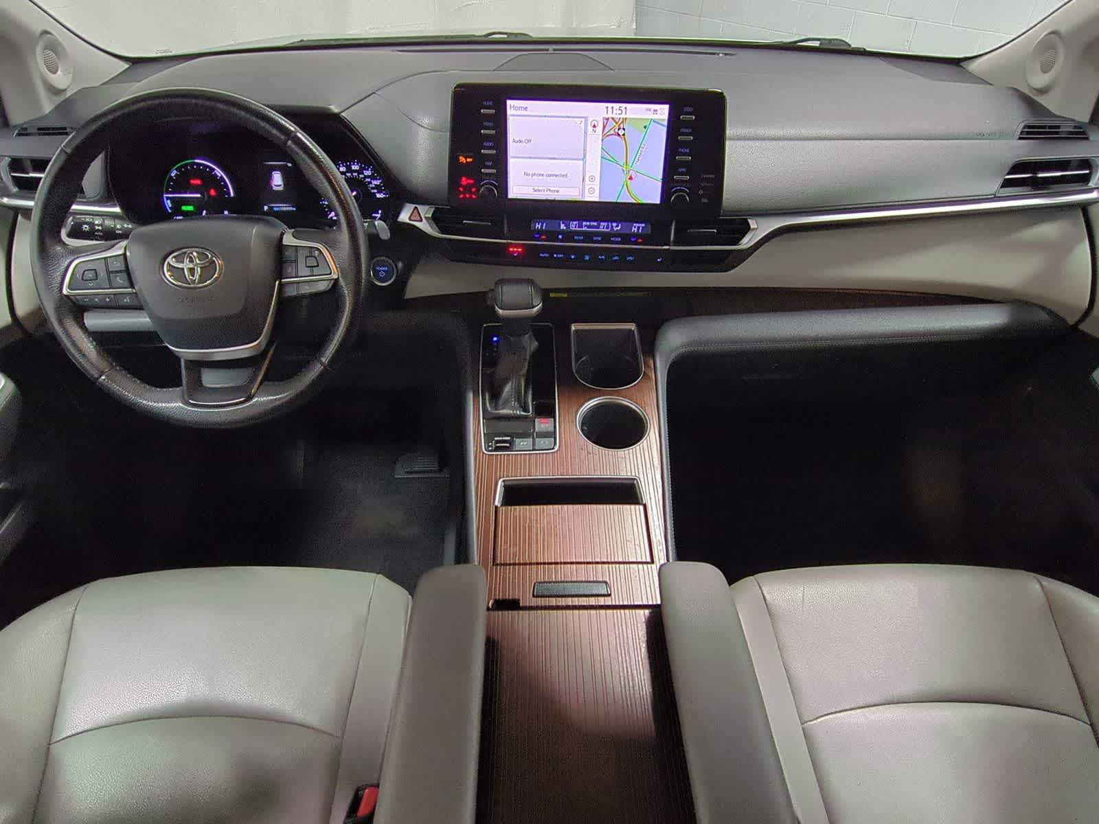 Thumbnail: 2021 Toyota Sienna - 23