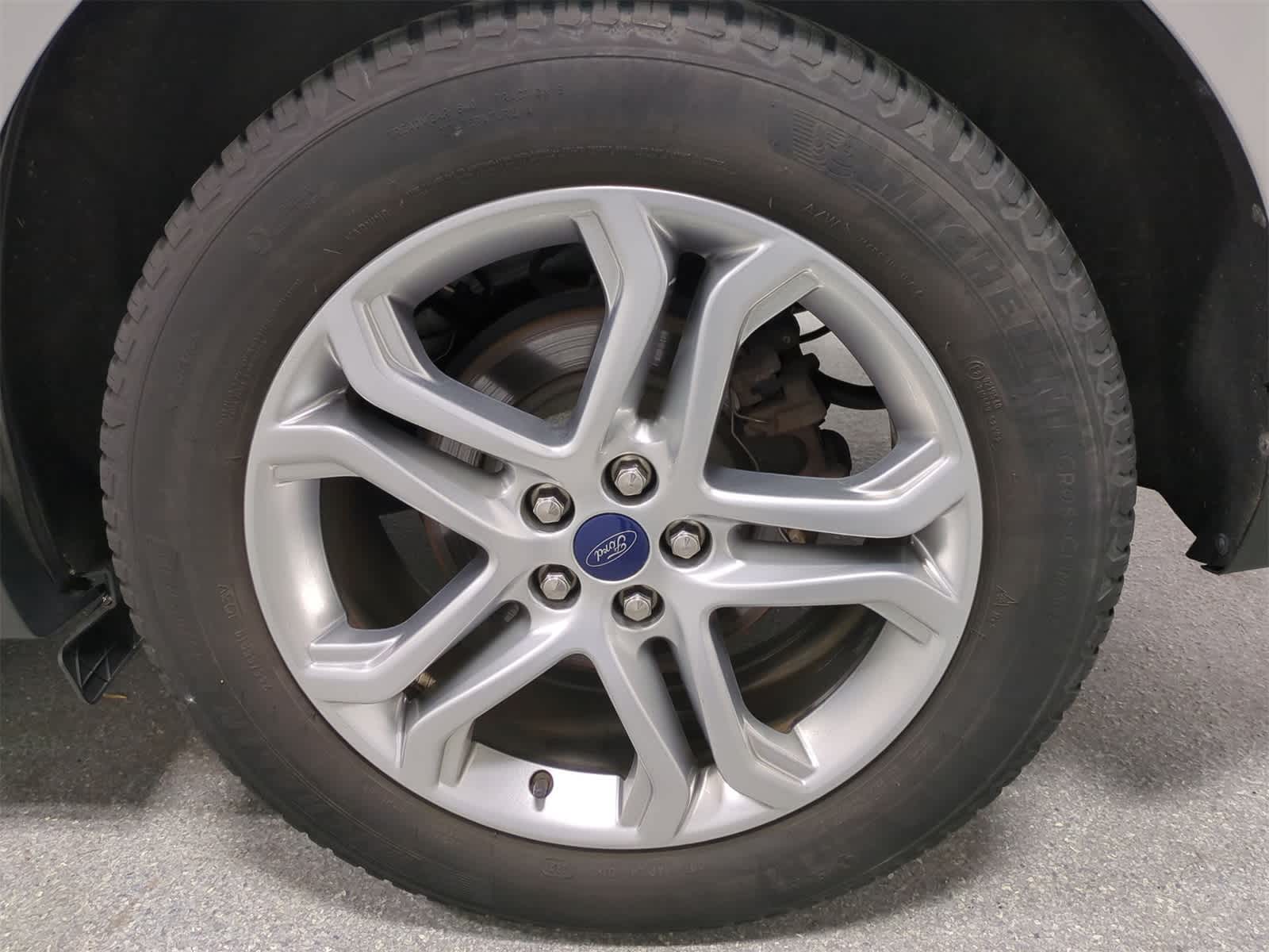 2018 Ford Edge Titanium 14