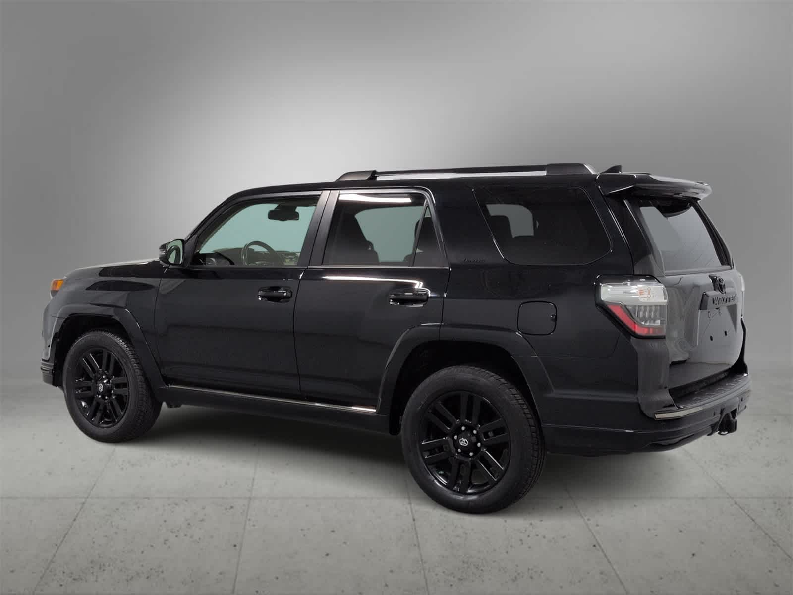 Thumbnail: 2021 Toyota 4Runner - 6