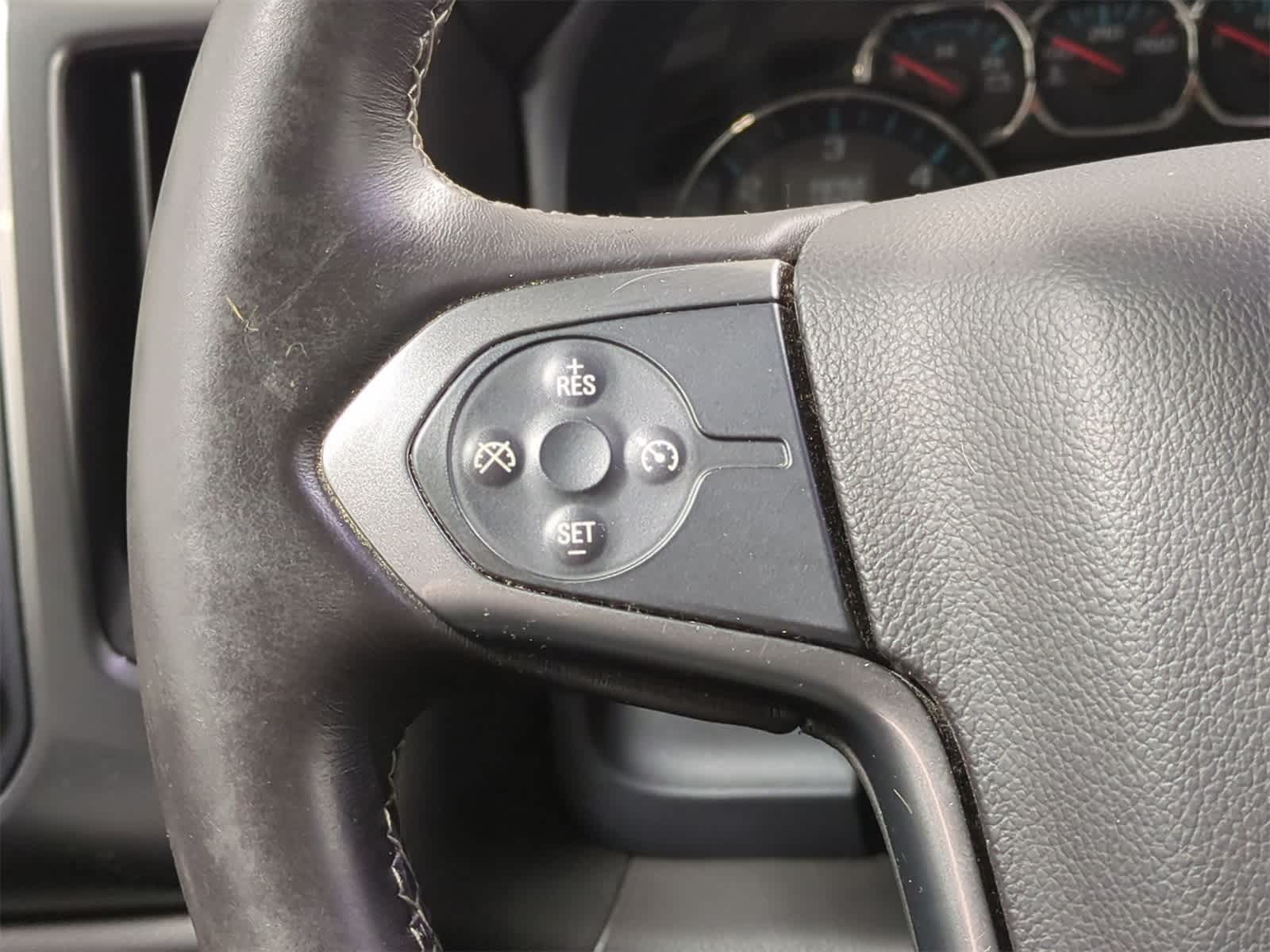 Thumbnail: 2016 Chevrolet Silverado 1500 - 24
