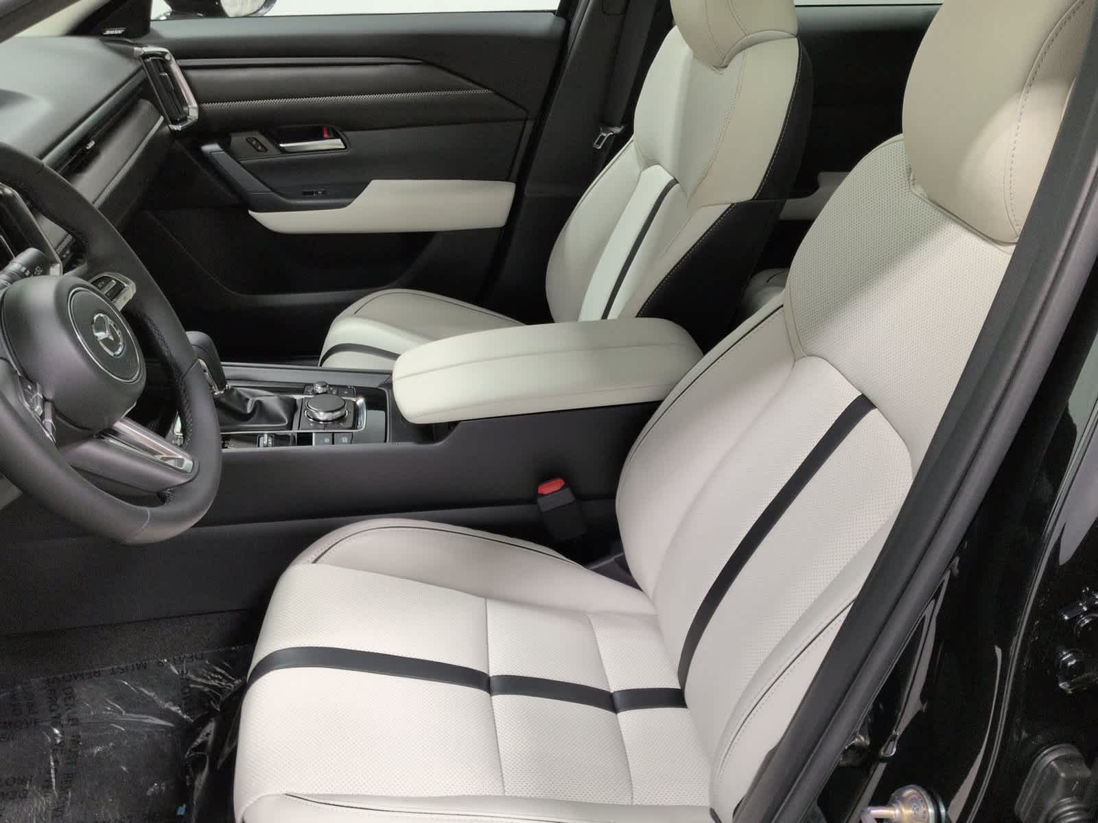 2026 Mazda CX-50 Premium Plus - Photo 17