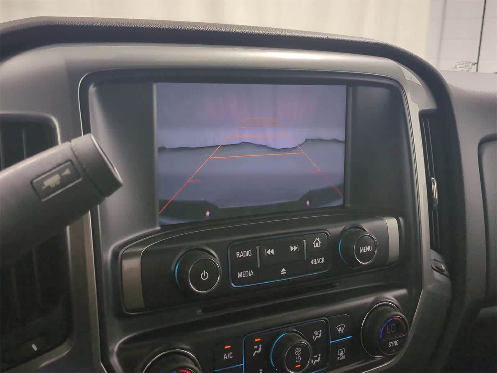 Thumbnail: 2014 Chevrolet Silverado 1500 - 28