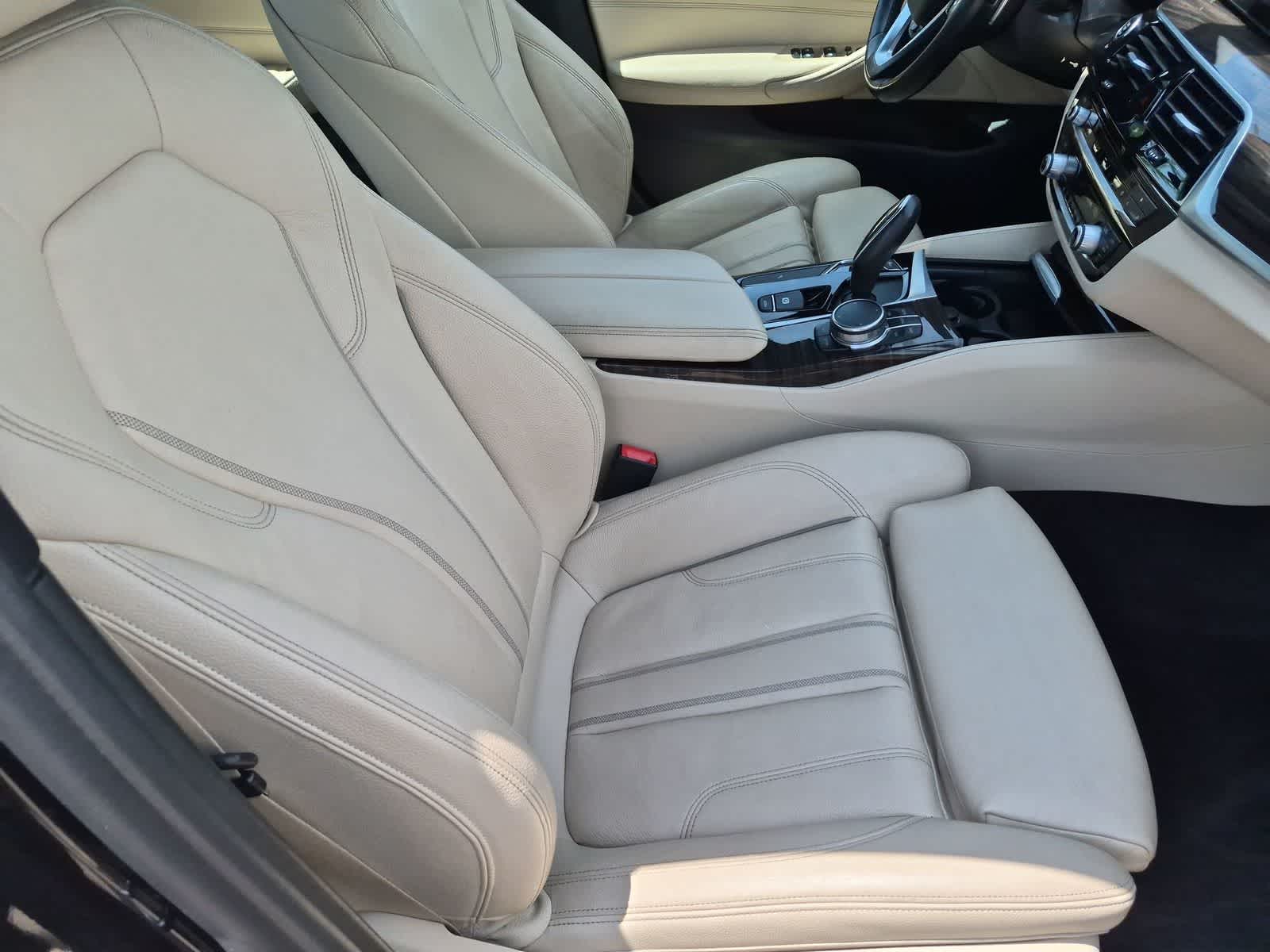 Thumbnail: 2017 BMW 5 Series - 23