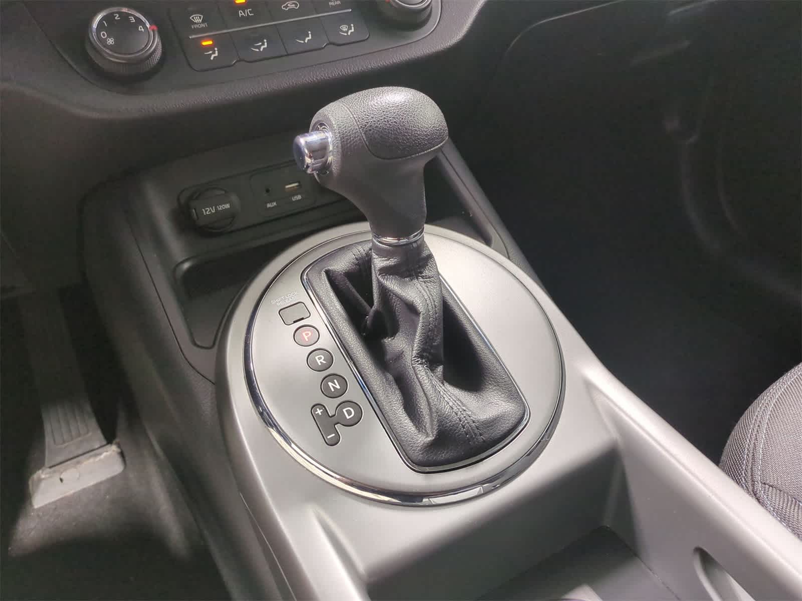 Thumbnail: 2015 Kia Sportage - 30