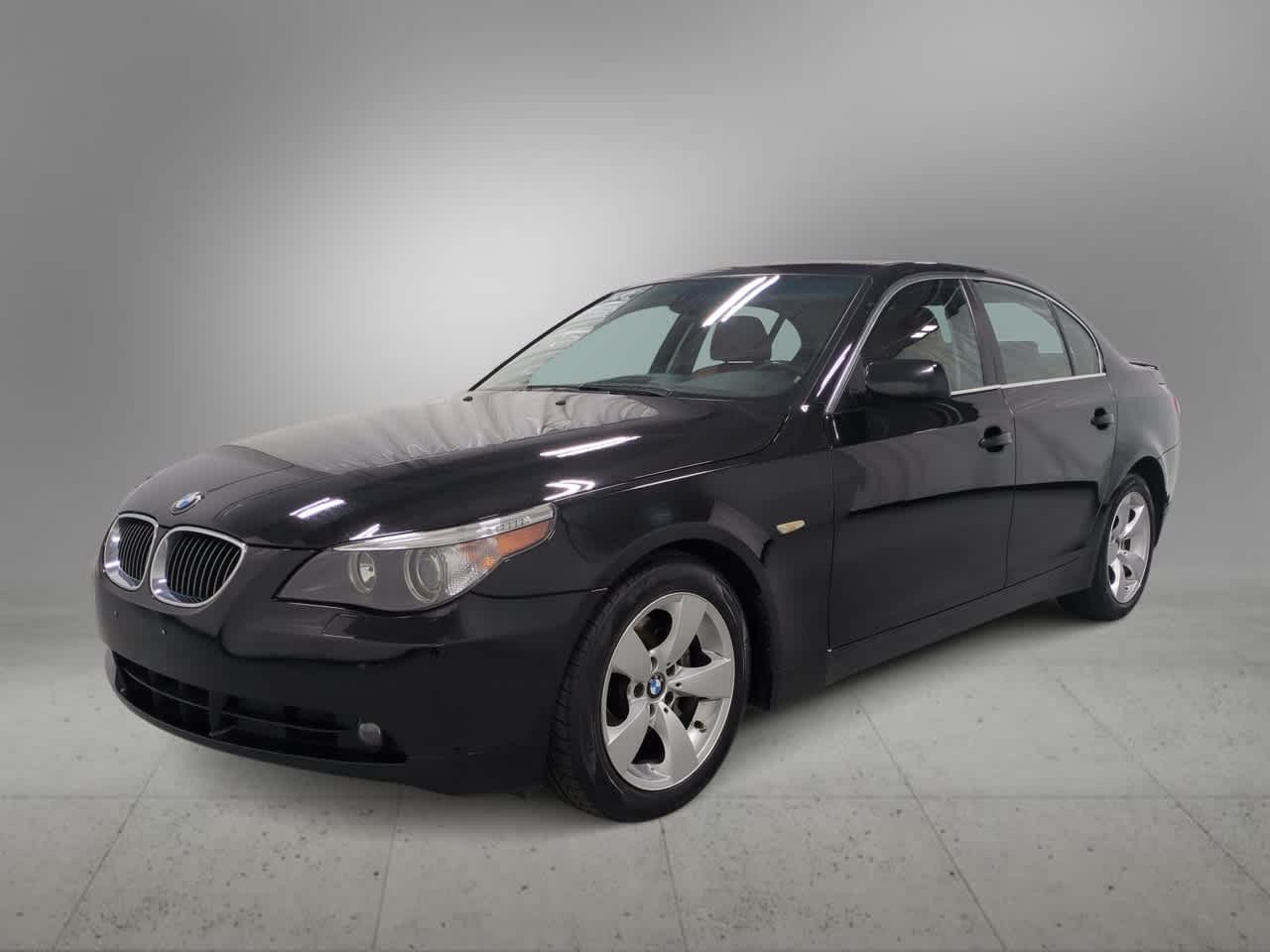 Thumbnail: 2006 BMW 5 Series - 4