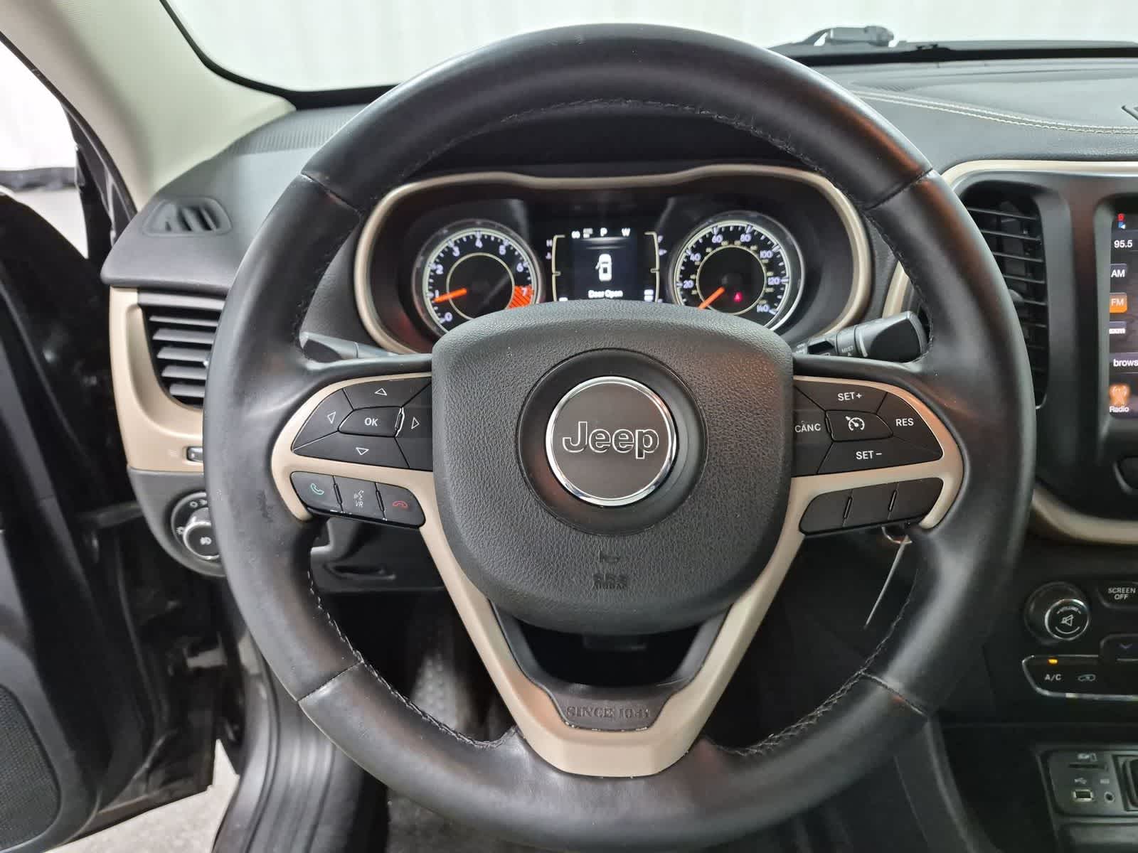 Thumbnail: 2014 Jeep Cherokee - 29