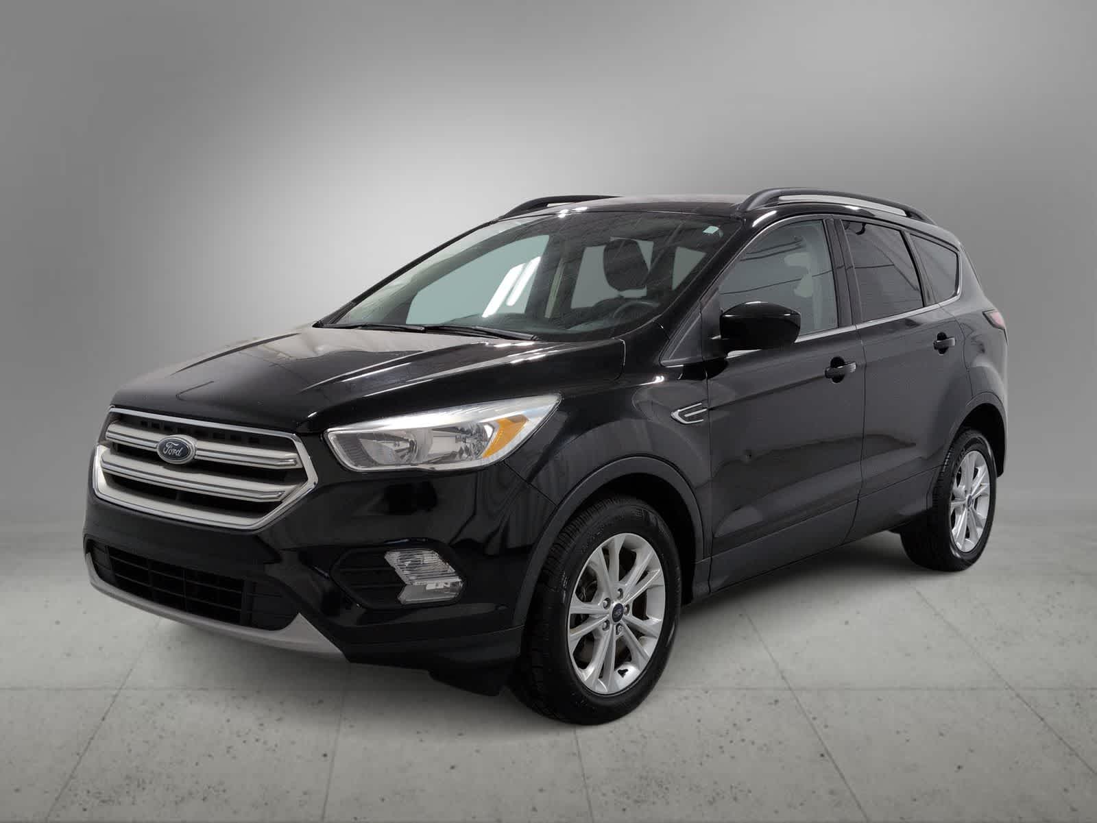 Thumbnail: 2018 Ford Escape - 4