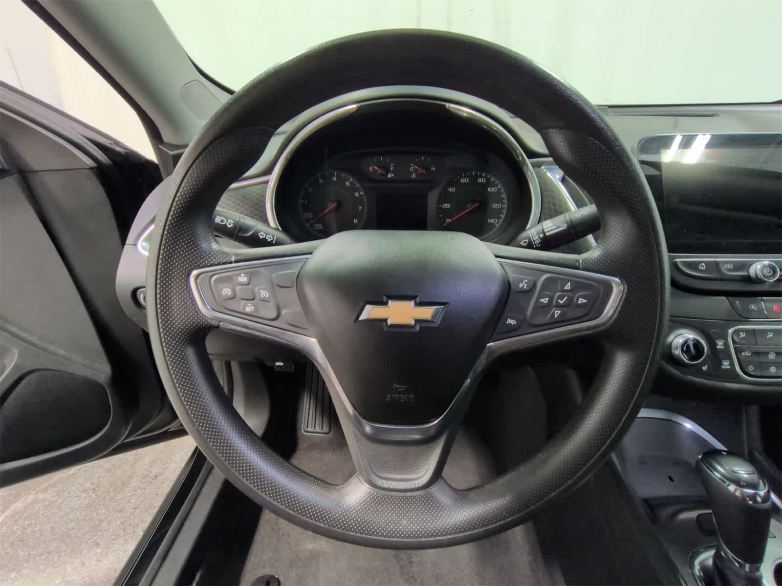 Thumbnail: 2020 Chevrolet Malibu - 25