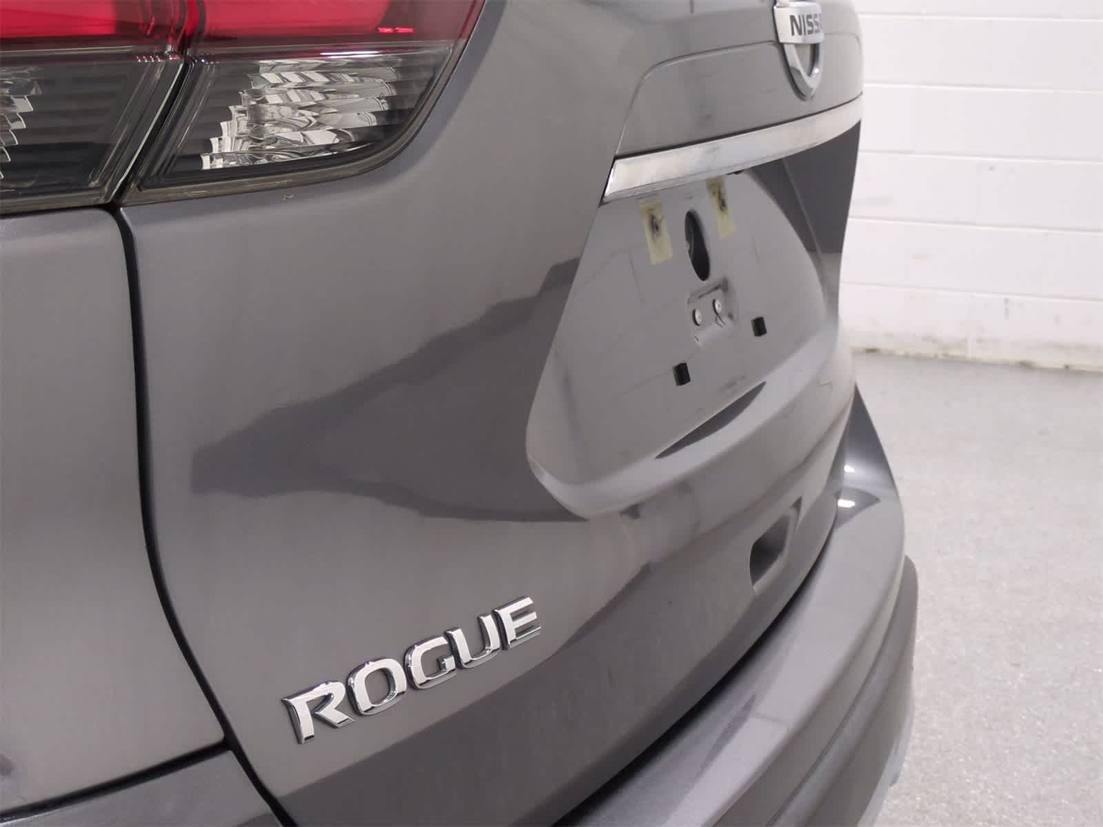 Thumbnail: 2020 Nissan Rogue - 13