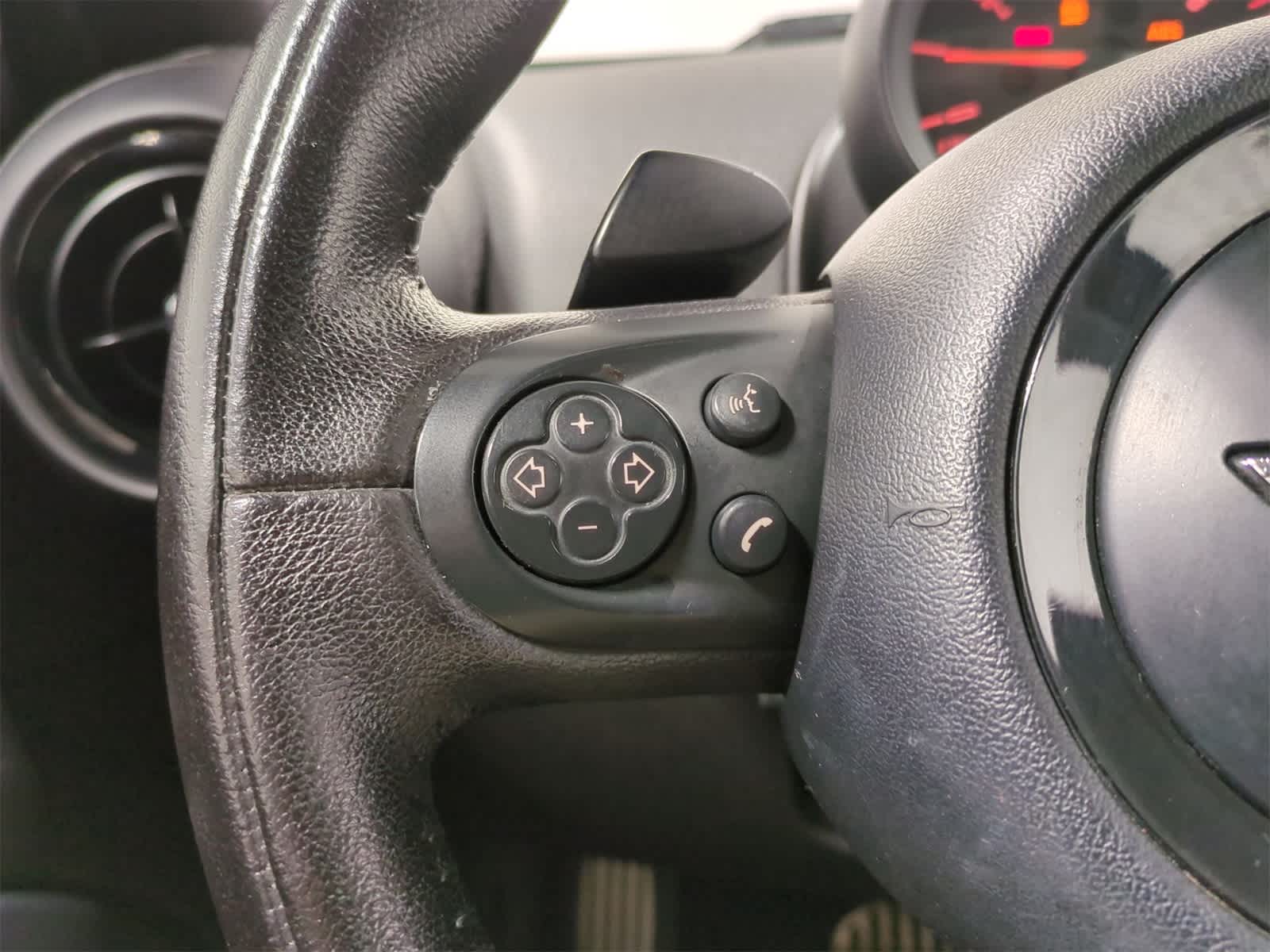 Thumbnail: 2016 MINI Cooper Countryman - 26