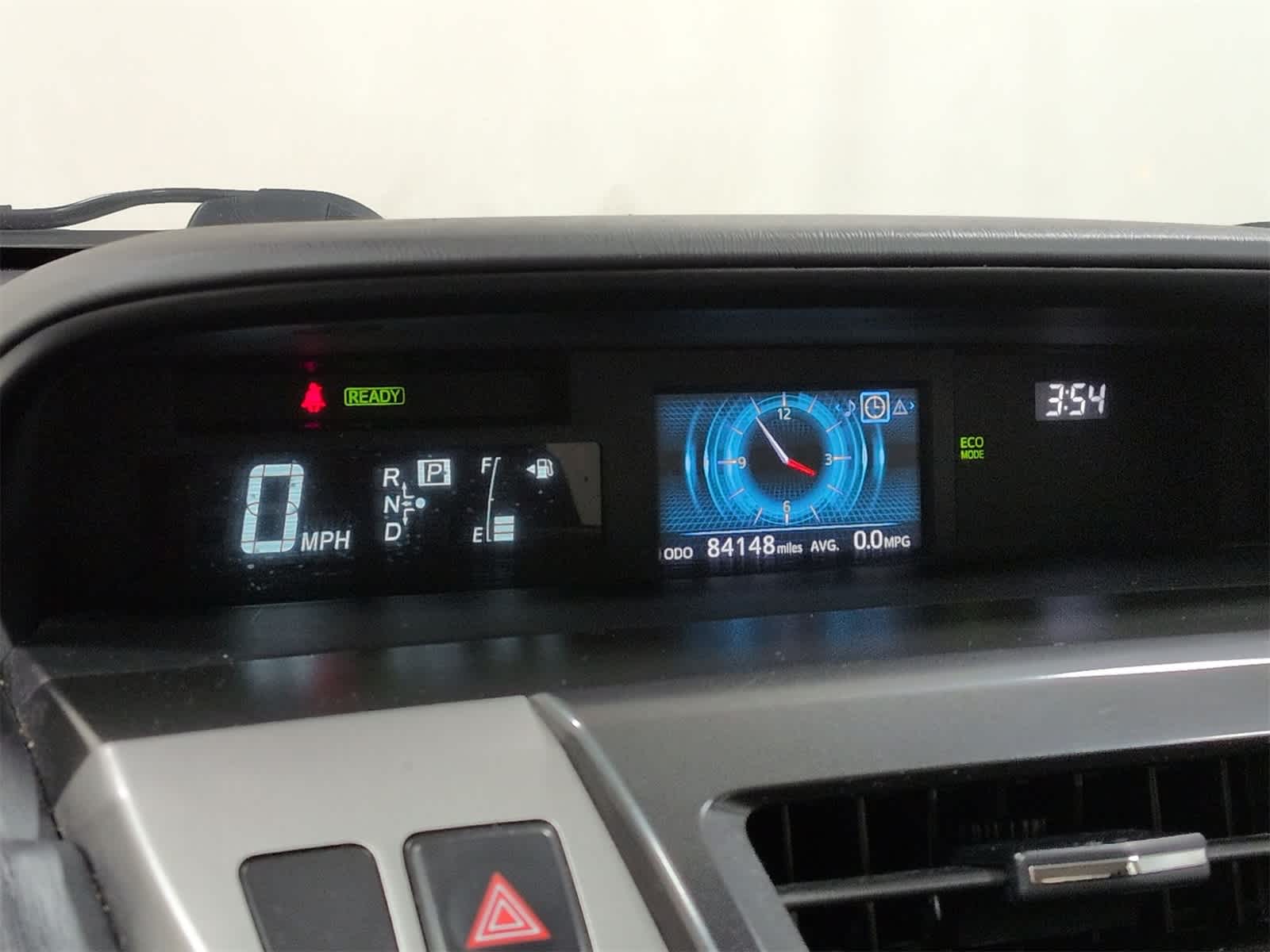 Thumbnail: 2017 Toyota Prius v - 33