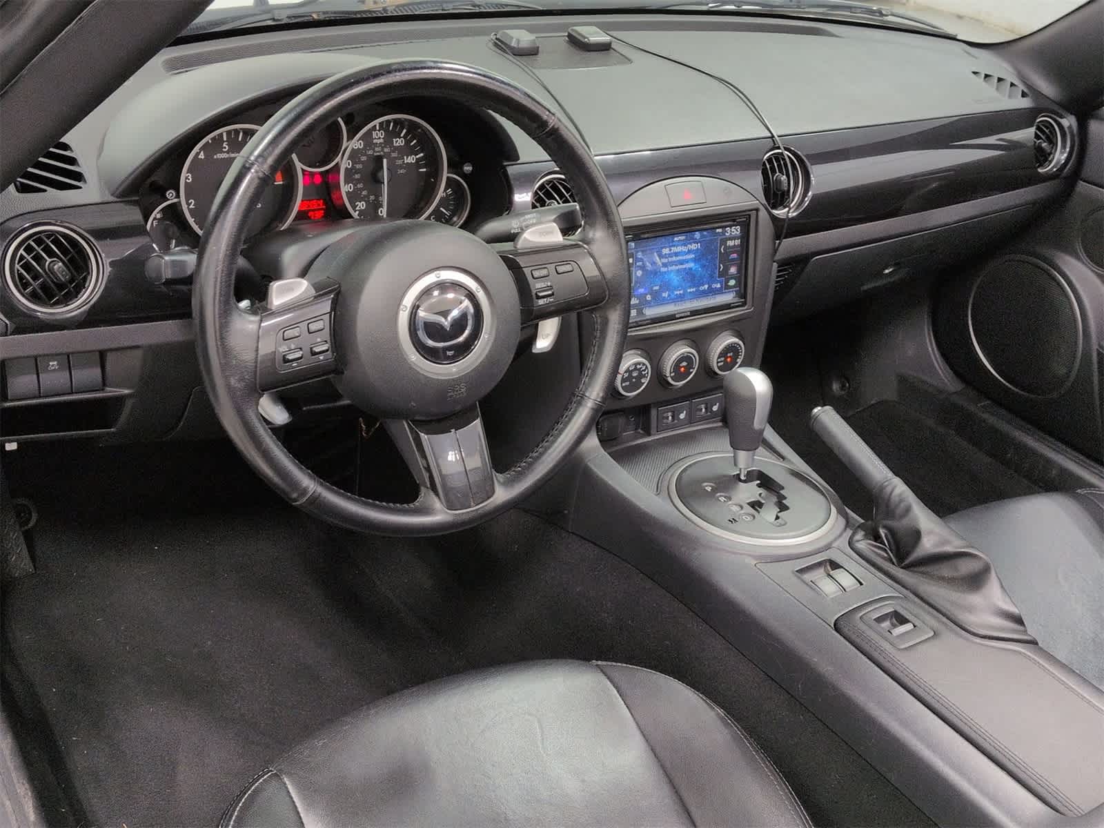 Thumbnail: 2013 Mazda MX-5 Miata - 10