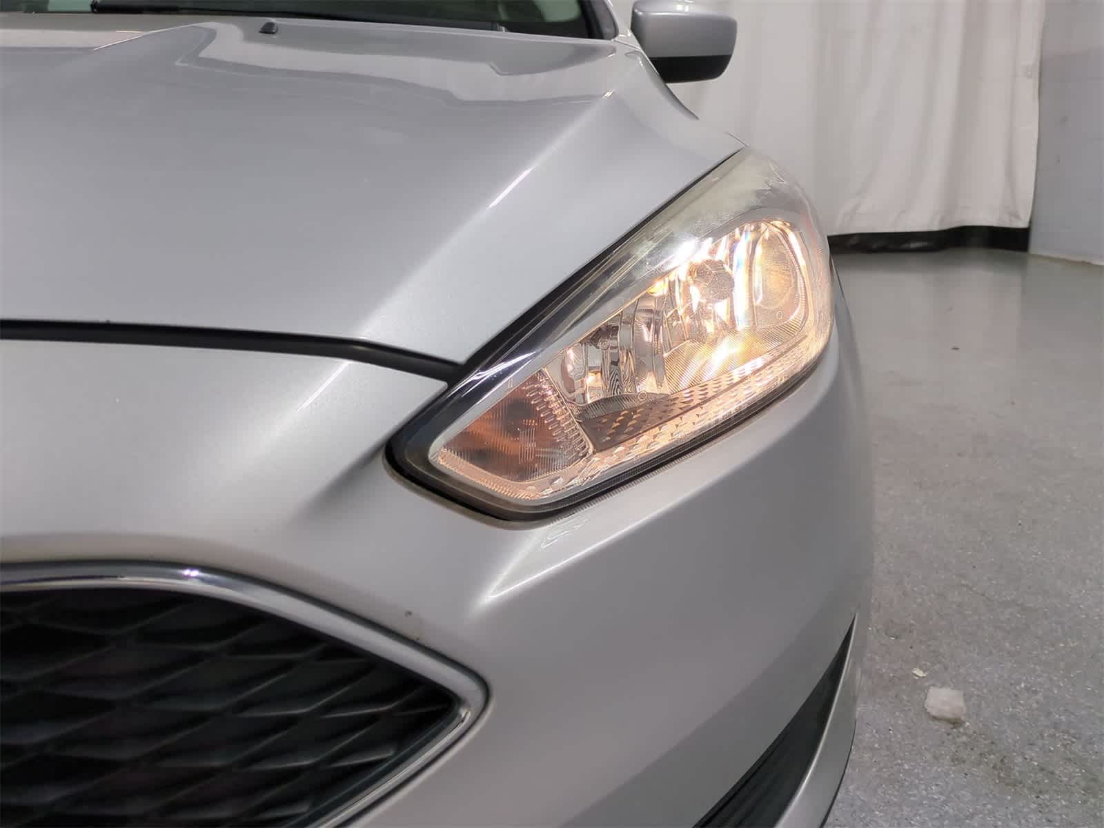 Thumbnail: 2018 Ford Focus - 11