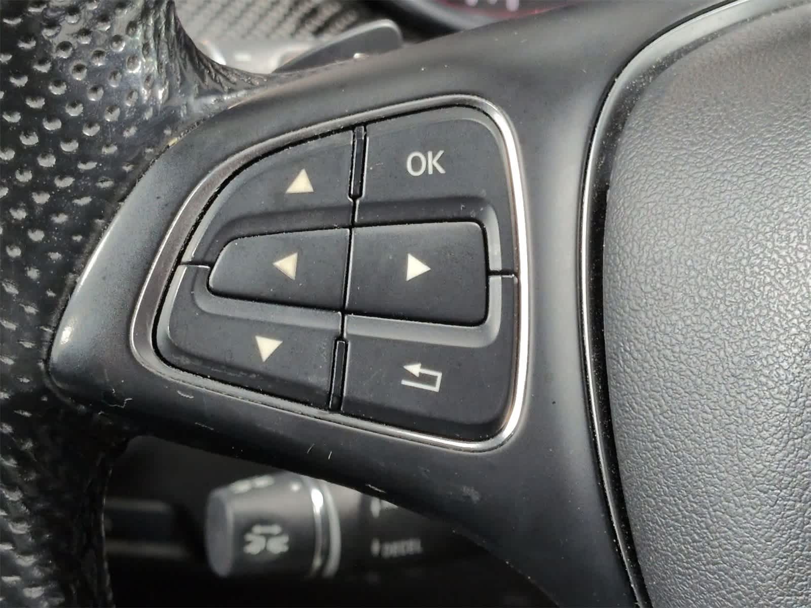 Thumbnail: 2019 Mercedes-Benz GLE - 26