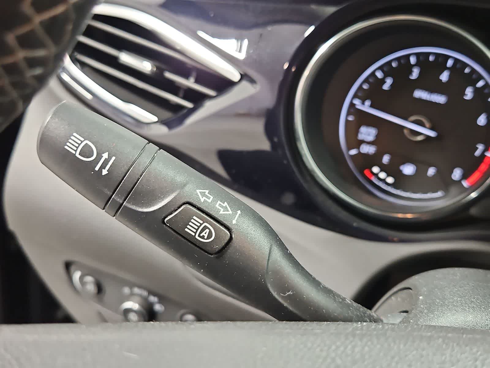 Thumbnail: 2021 Buick Encore GX - 24