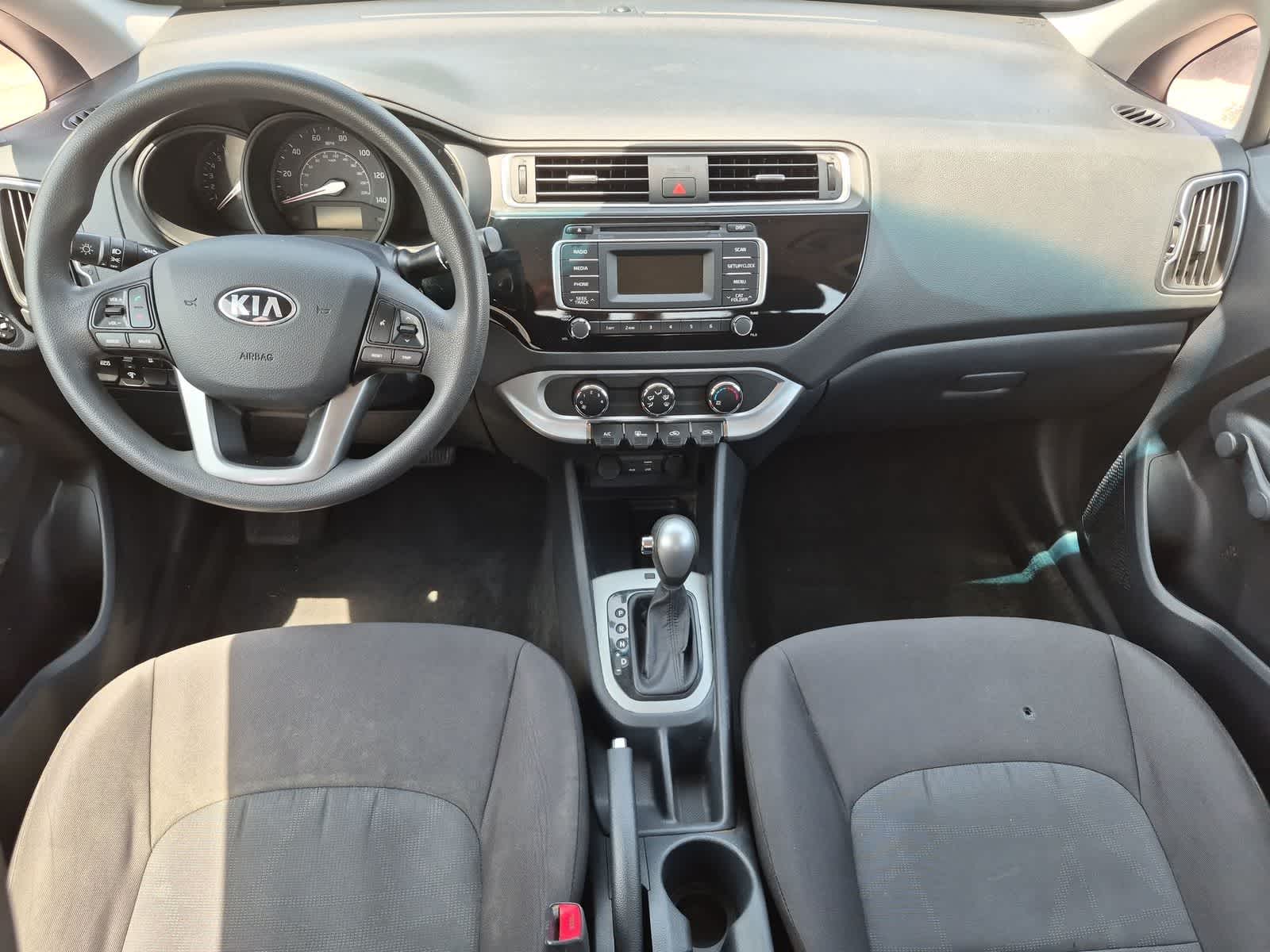 Thumbnail: 2016 Kia Rio - 14
