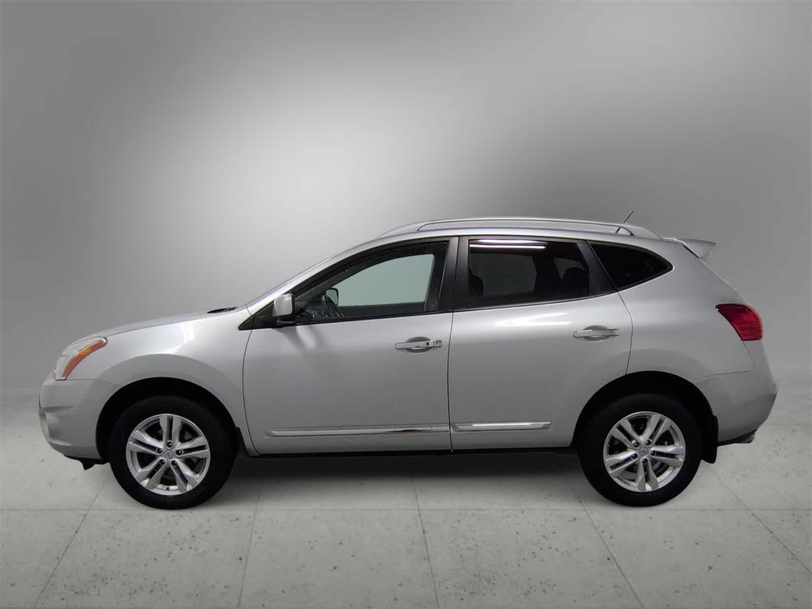 Thumbnail: 2013 Nissan Rogue - 5