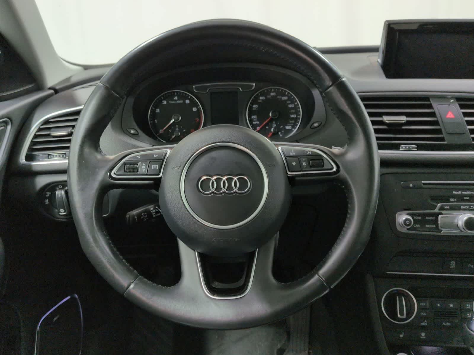 Thumbnail: 2016 Audi Q3 - 27