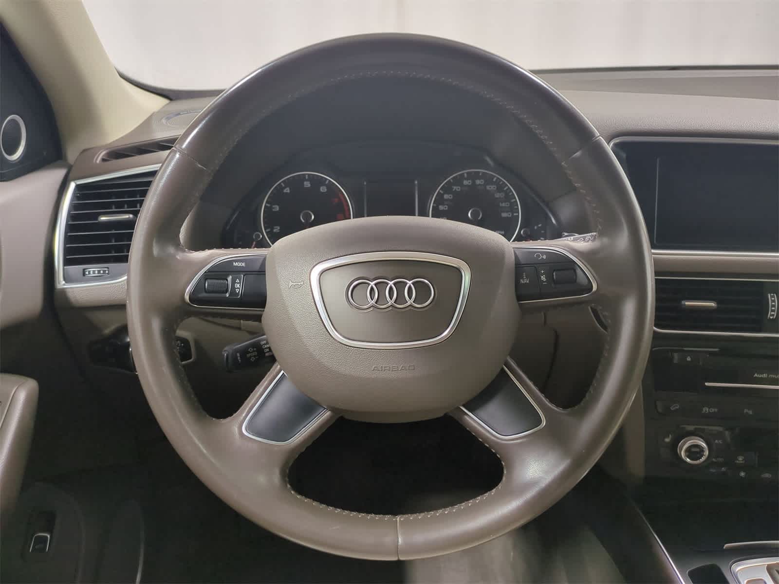 Thumbnail: 2016 Audi Q5 - 25