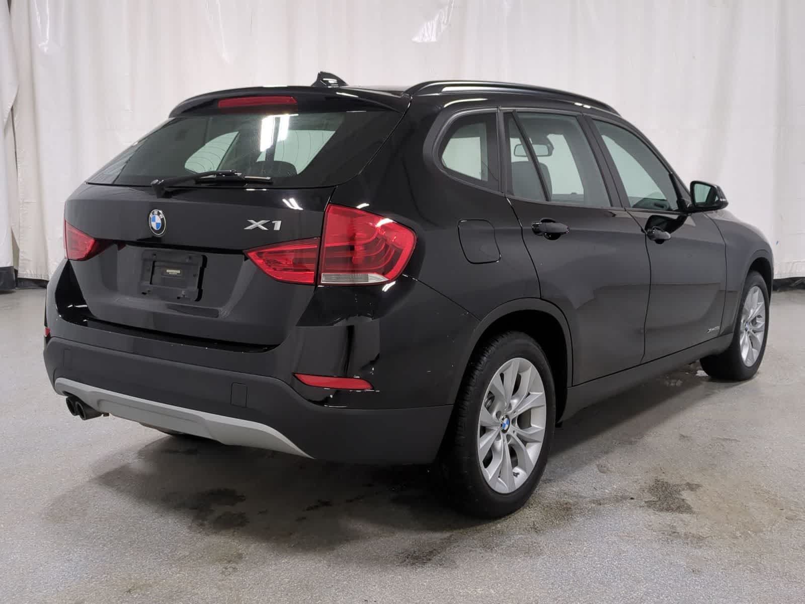 Thumbnail: 2014 BMW X1 - 14