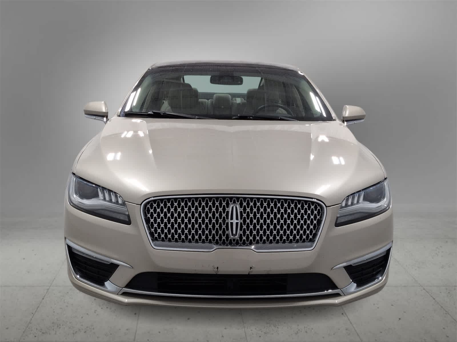 Thumbnail: 2017 Lincoln MKZ - 3
