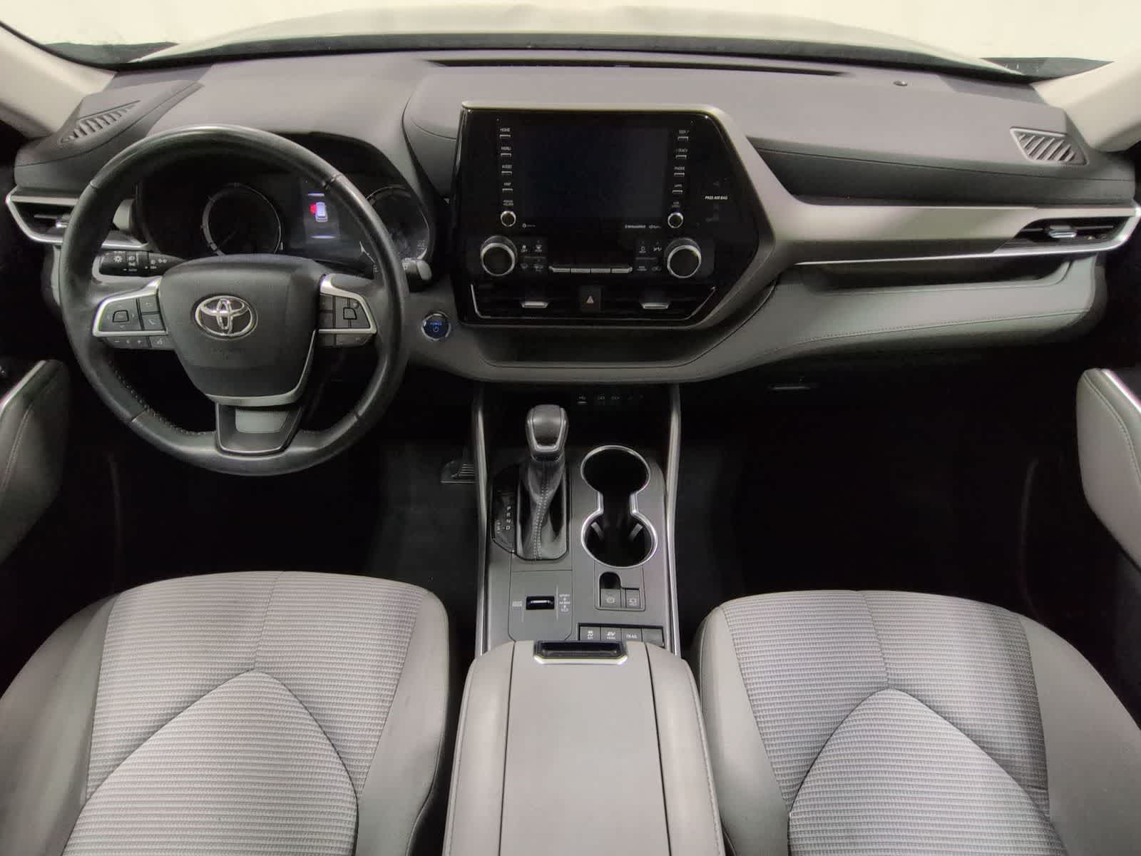 Thumbnail: 2022 Toyota Highlander - 16