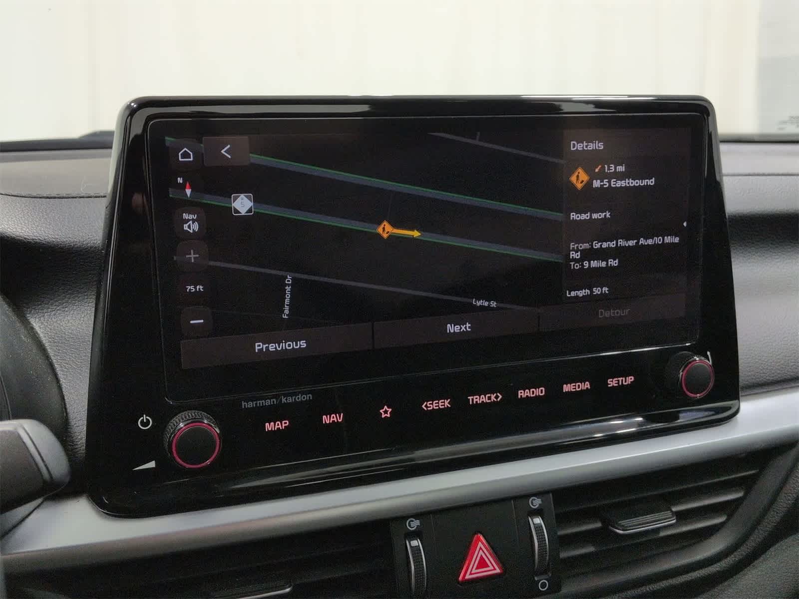 Thumbnail: 2023 Kia Forte - 31