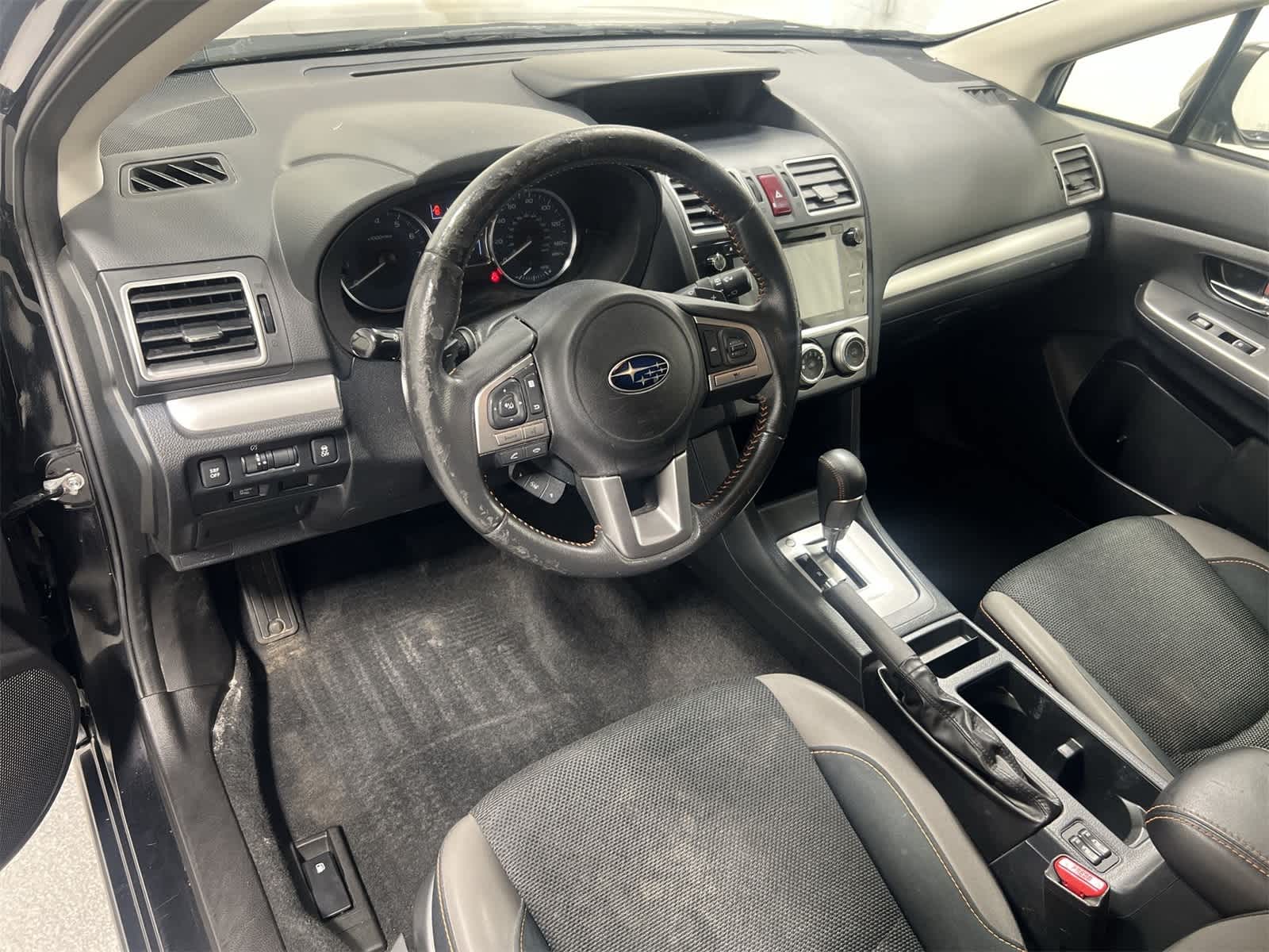 Thumbnail: 2016 Subaru Crosstrek - 10