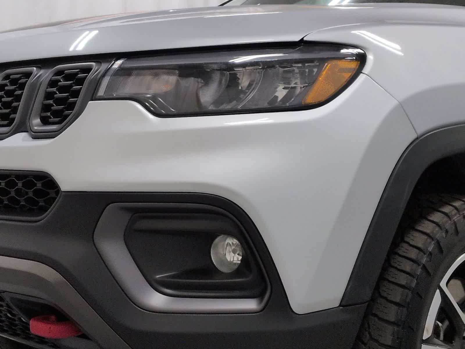 Thumbnail: 2025 Jeep Compass - 11