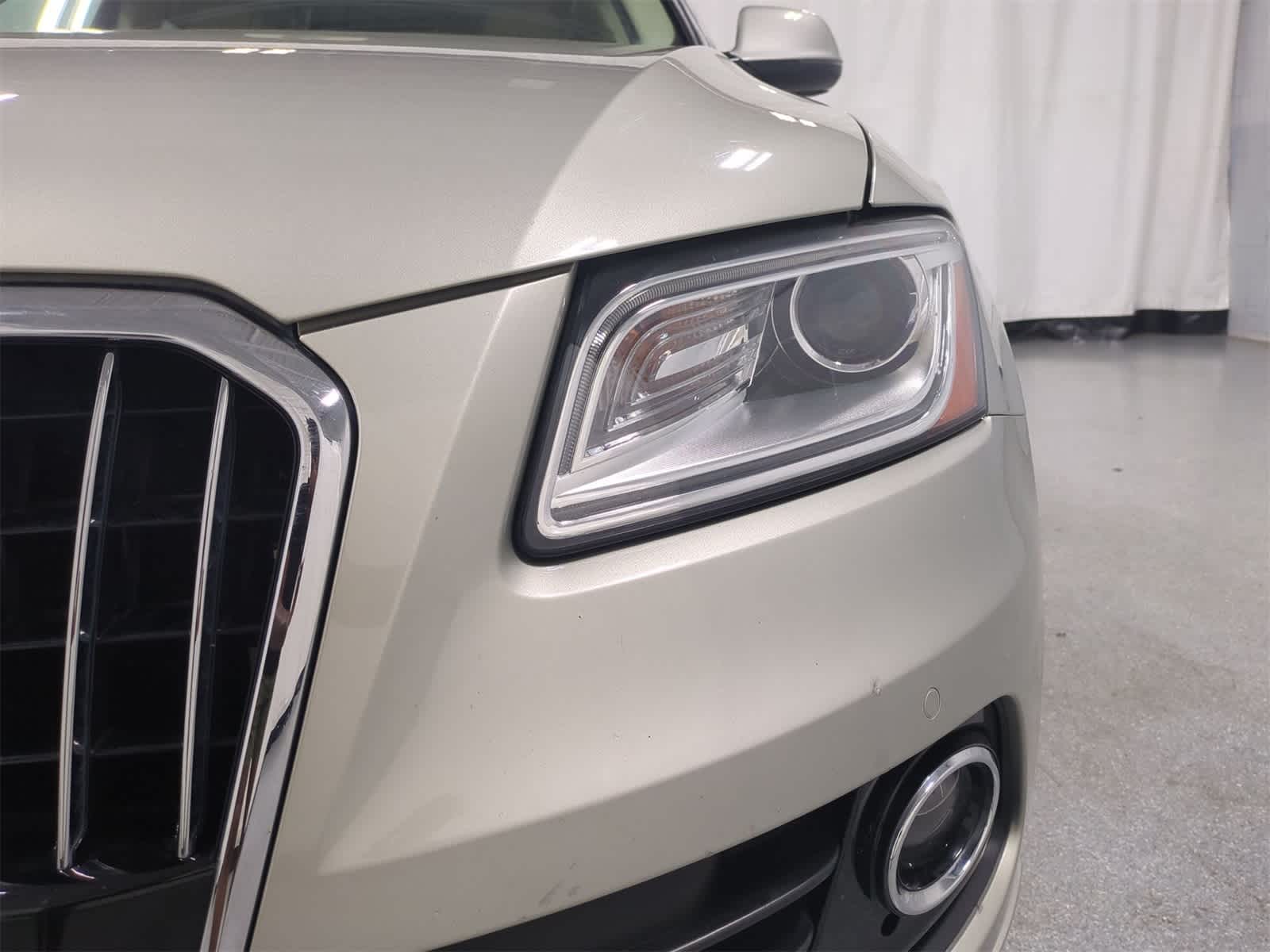 Thumbnail: 2016 Audi Q5 - 11
