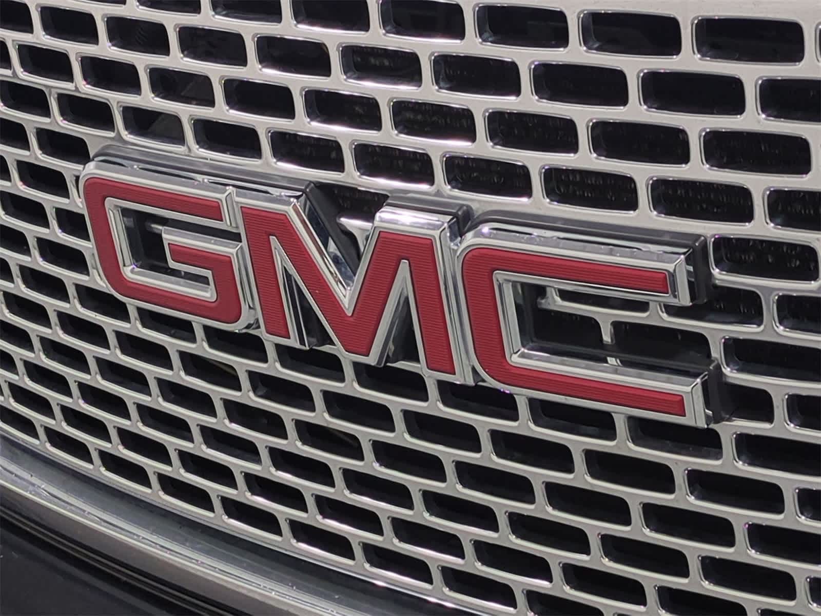 Thumbnail: 2015 GMC Yukon - 12