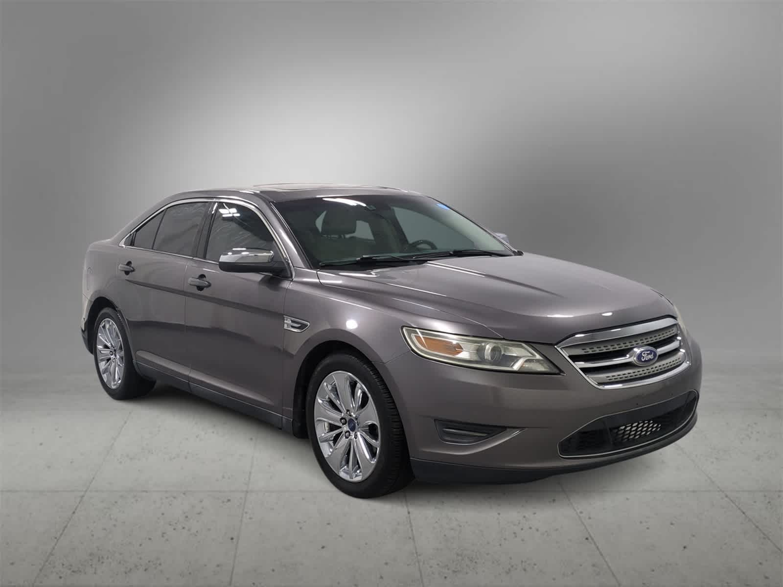 Thumbnail: 2011 Ford Taurus - 2