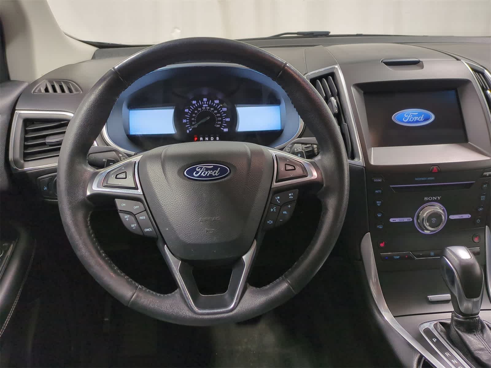 2018 Ford Edge Titanium 23